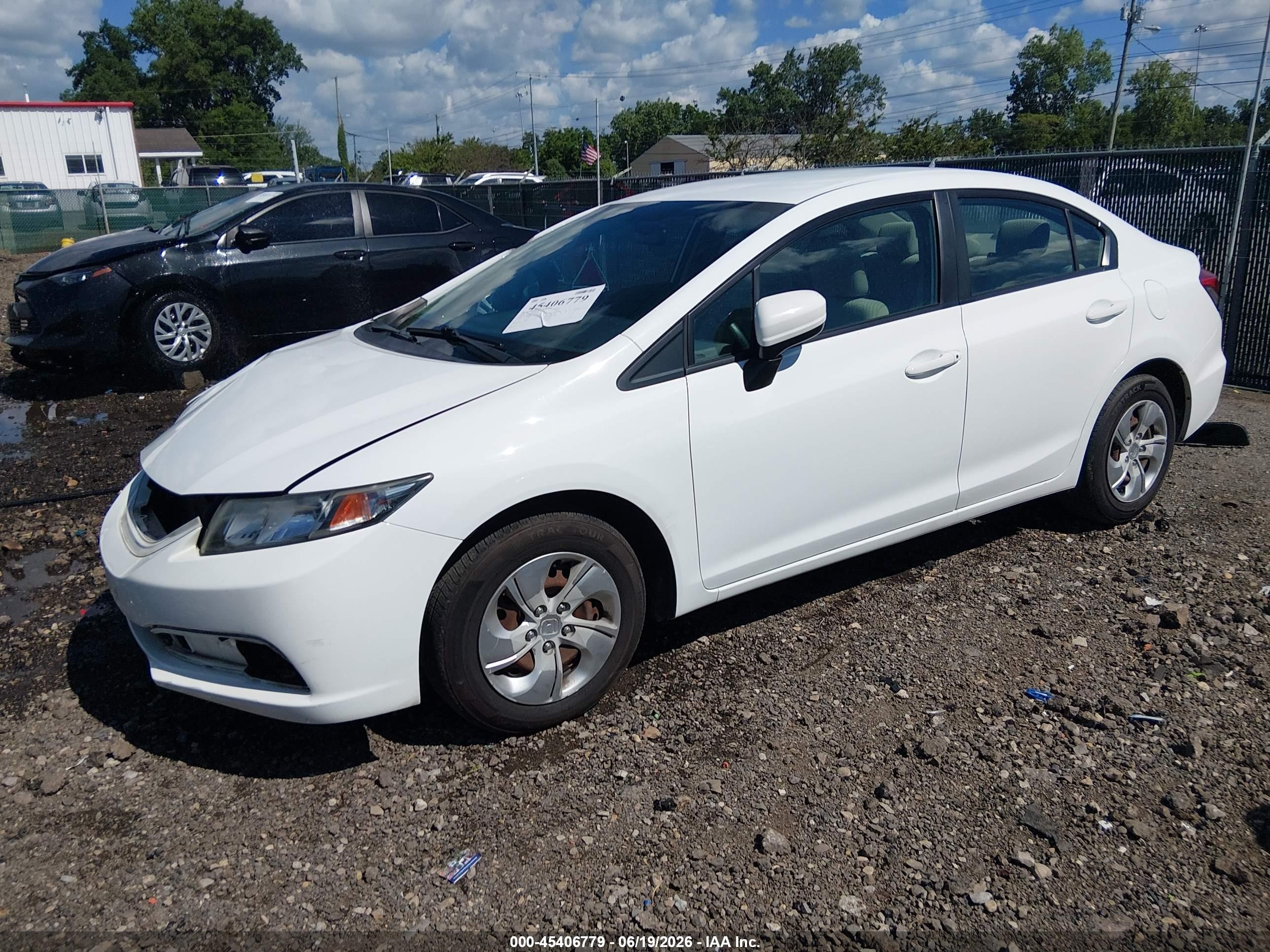 2015 Honda Civic Lx White vin: 19XFB2F50FE033339