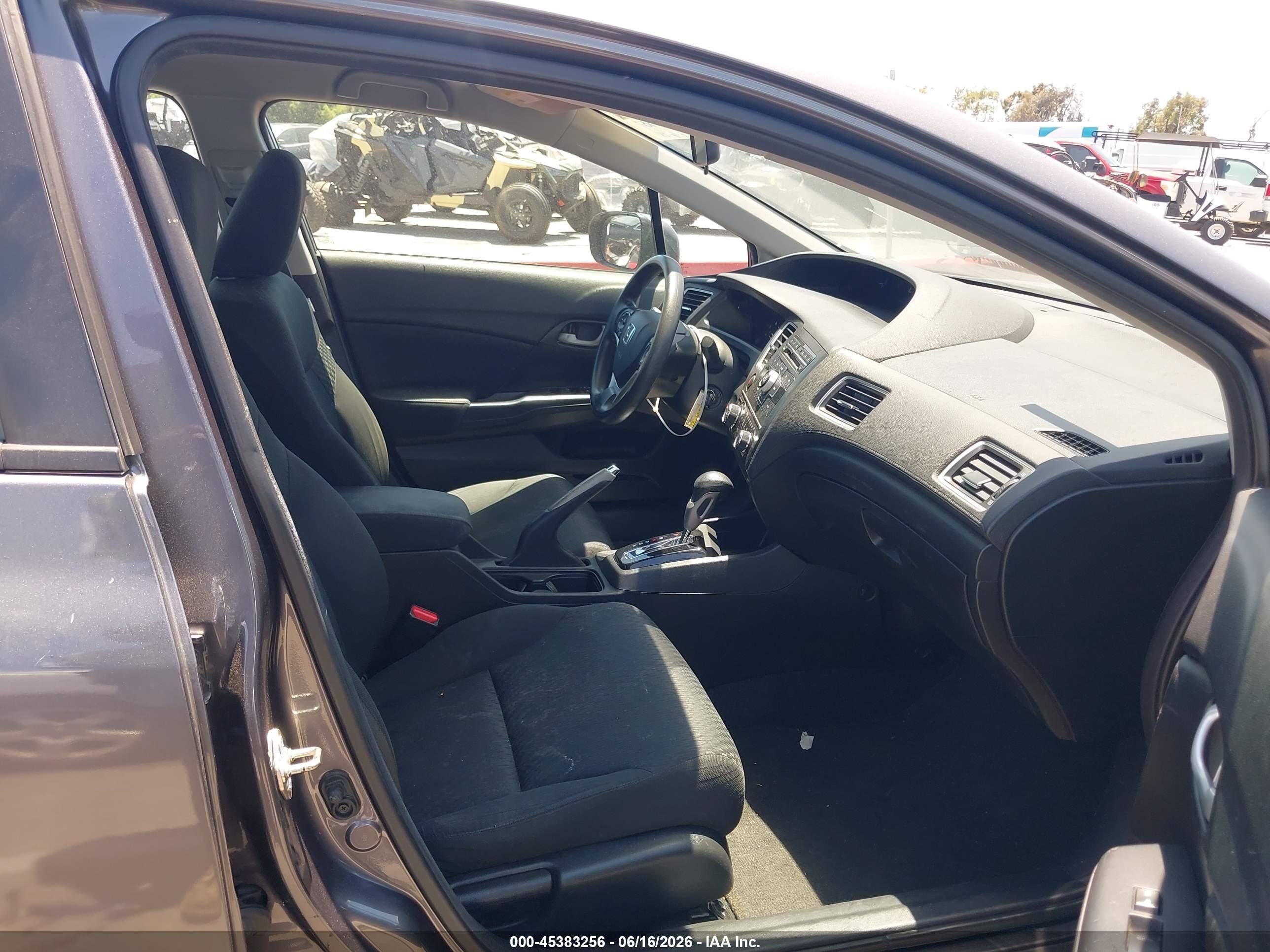 2015 Honda Civic Lx Серый vin: 19XFB2F50FE282188