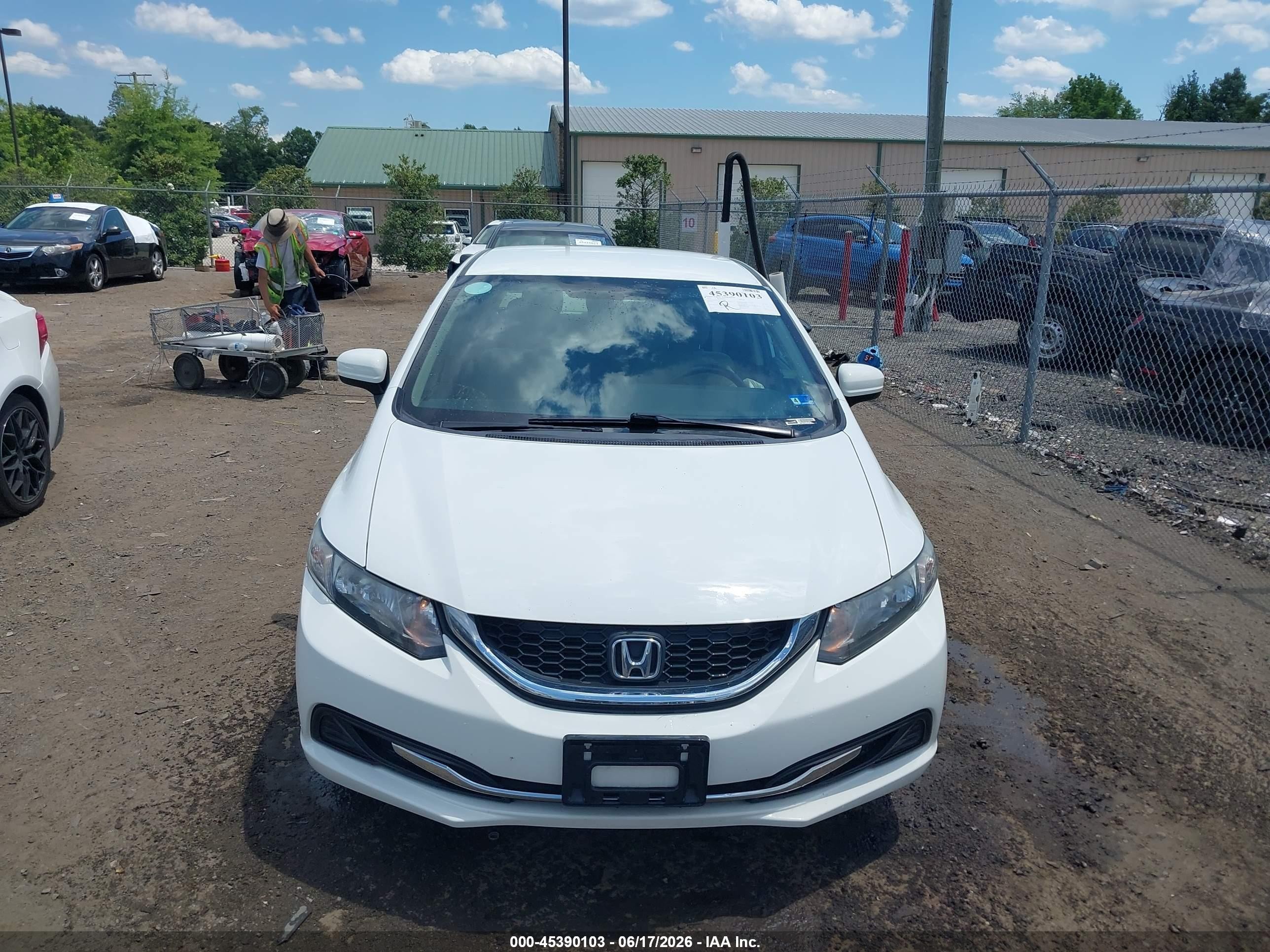 2015 Honda Civic Lx White vin: 19XFB2F50FE291764