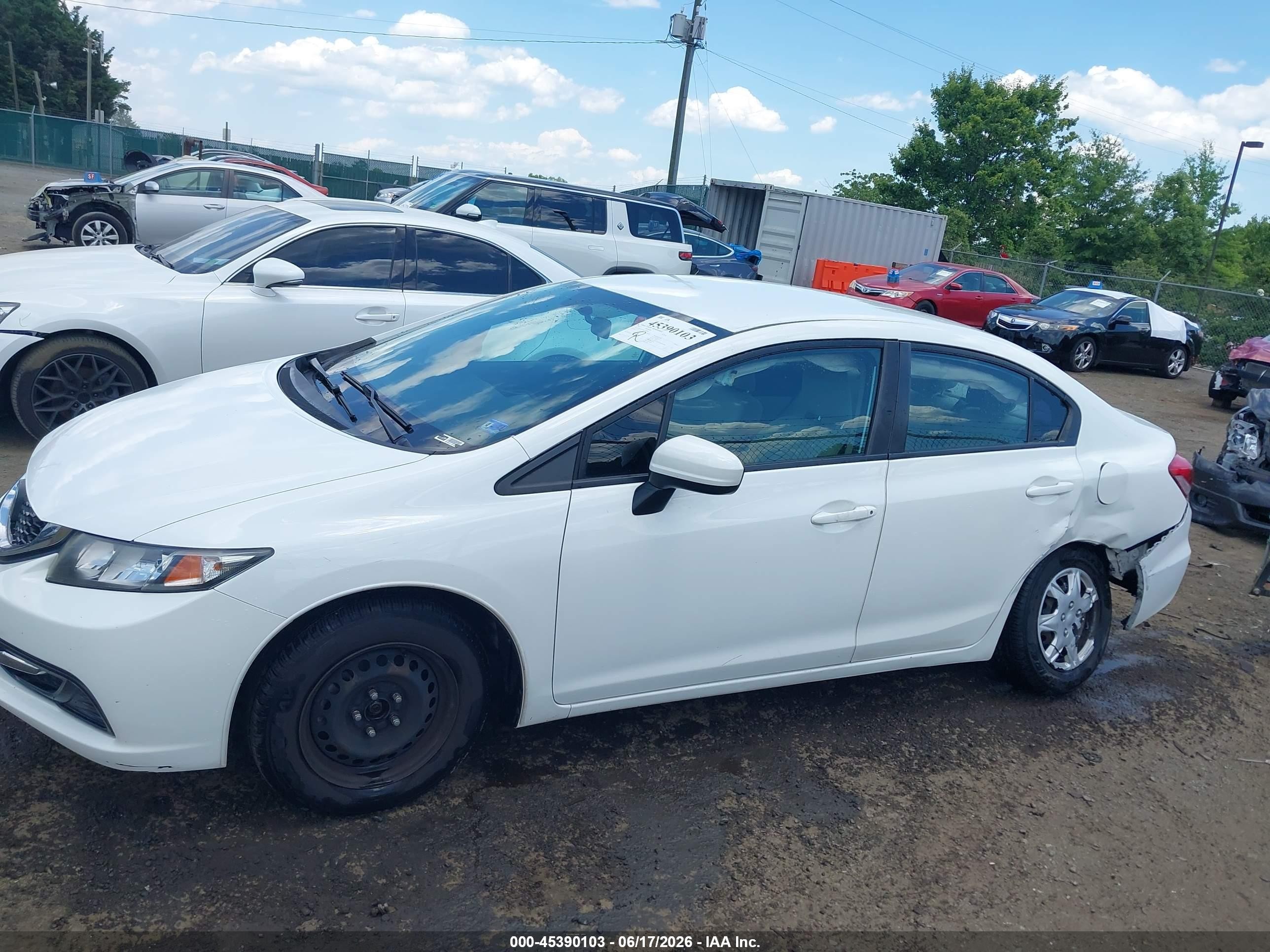 2015 Honda Civic Lx White vin: 19XFB2F50FE291764