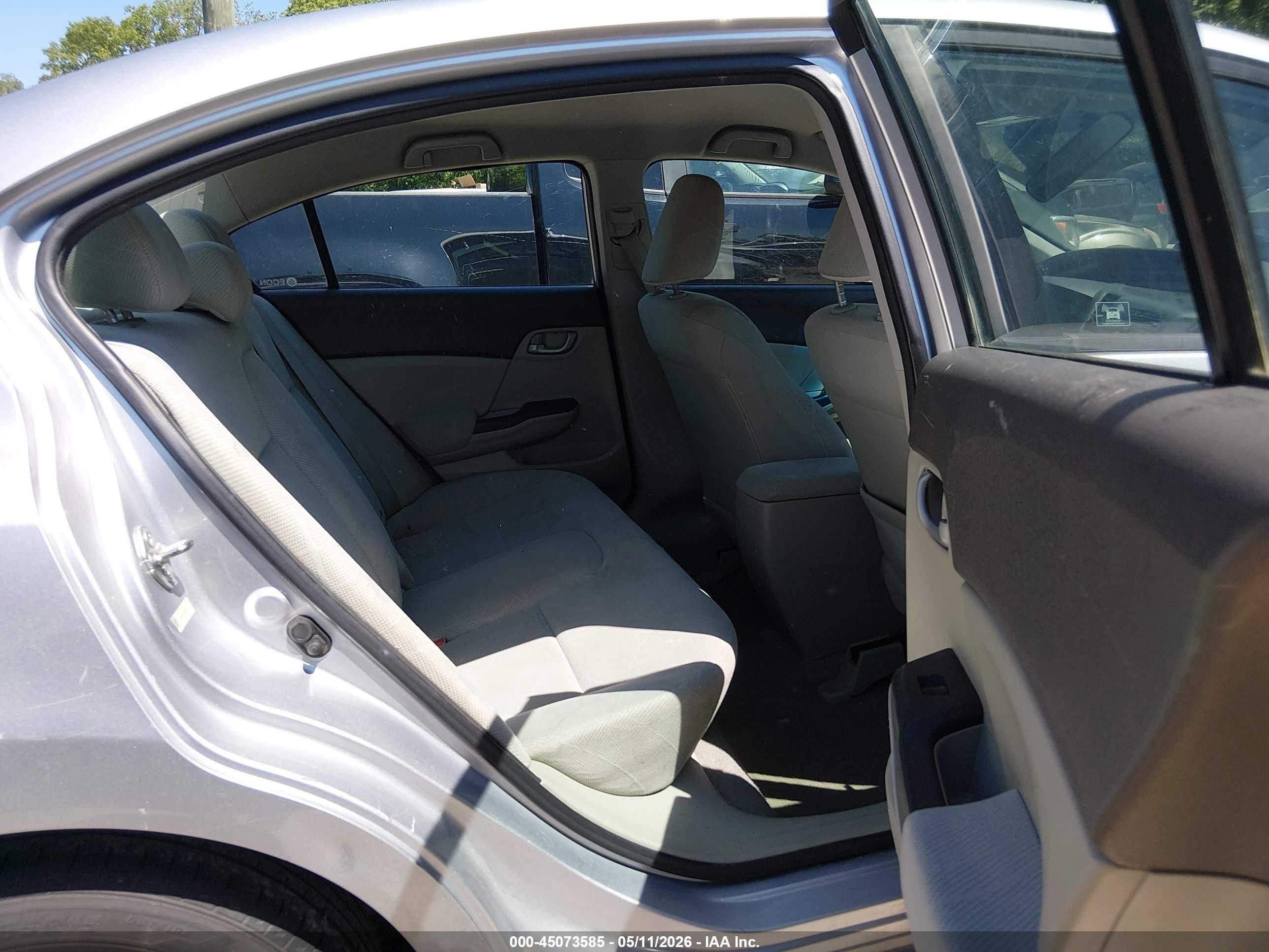 2012 Honda Civic Lx Silver vin: 19XFB2F51CE024466