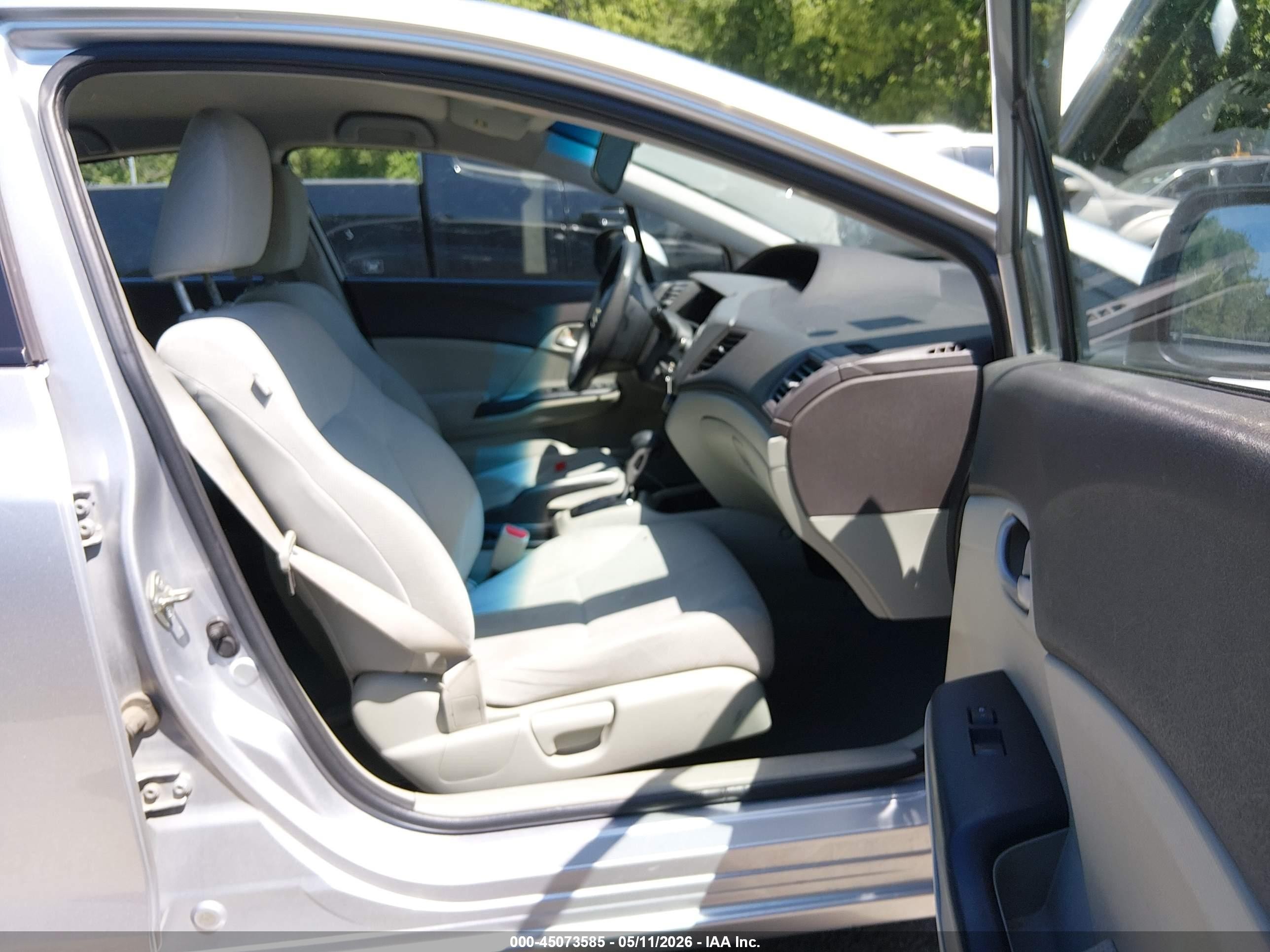 2012 Honda Civic Lx Silver vin: 19XFB2F51CE024466