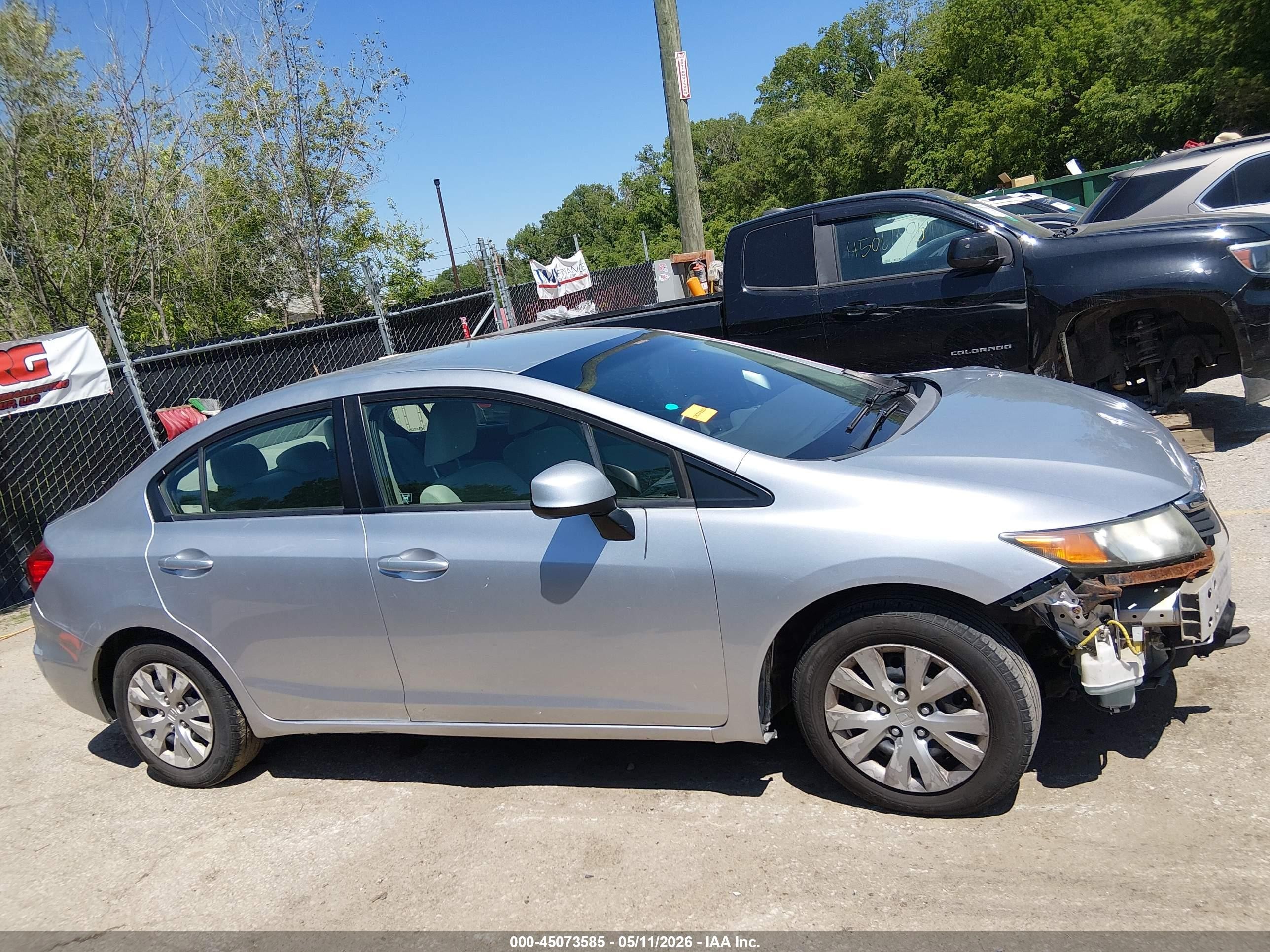 2012 Honda Civic Lx Silver vin: 19XFB2F51CE024466