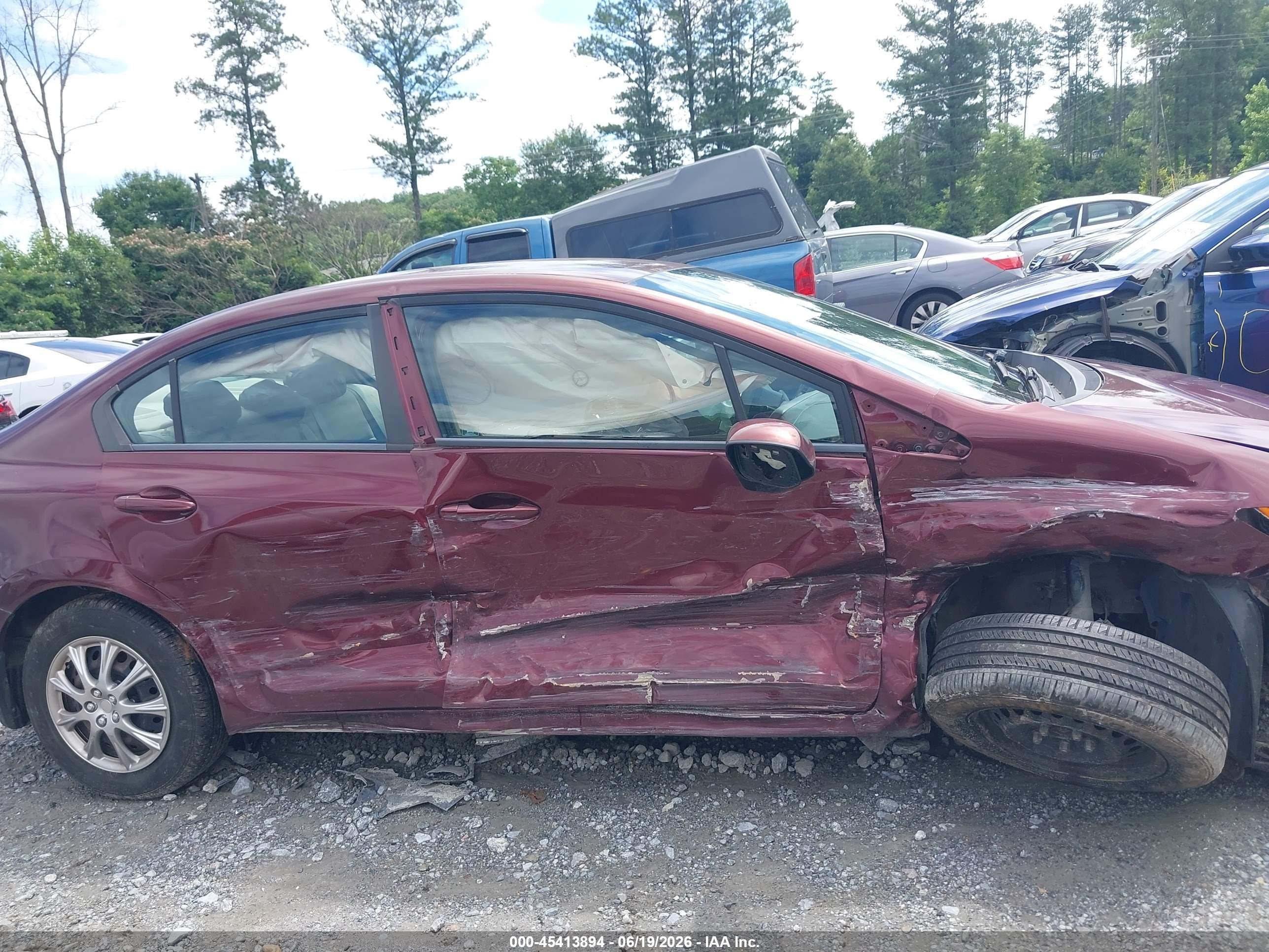 2012 Honda Civic Lx Red vin: 19XFB2F51CE078253