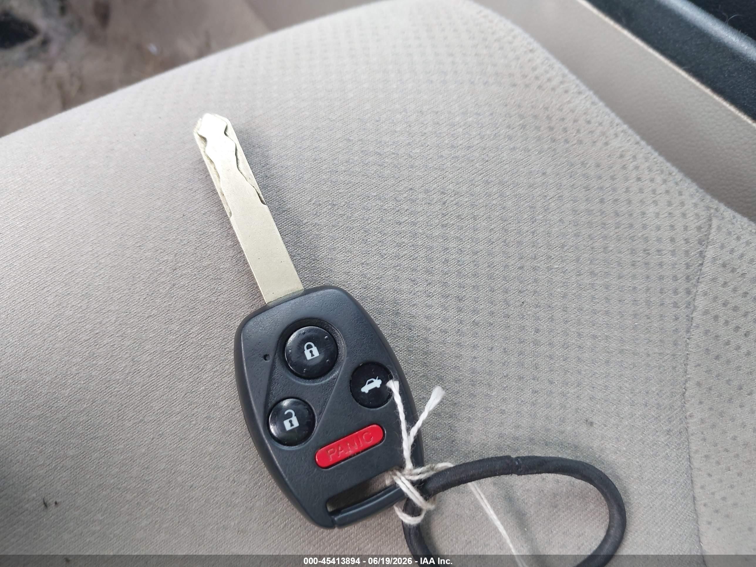 2012 Honda Civic Lx Red vin: 19XFB2F51CE078253