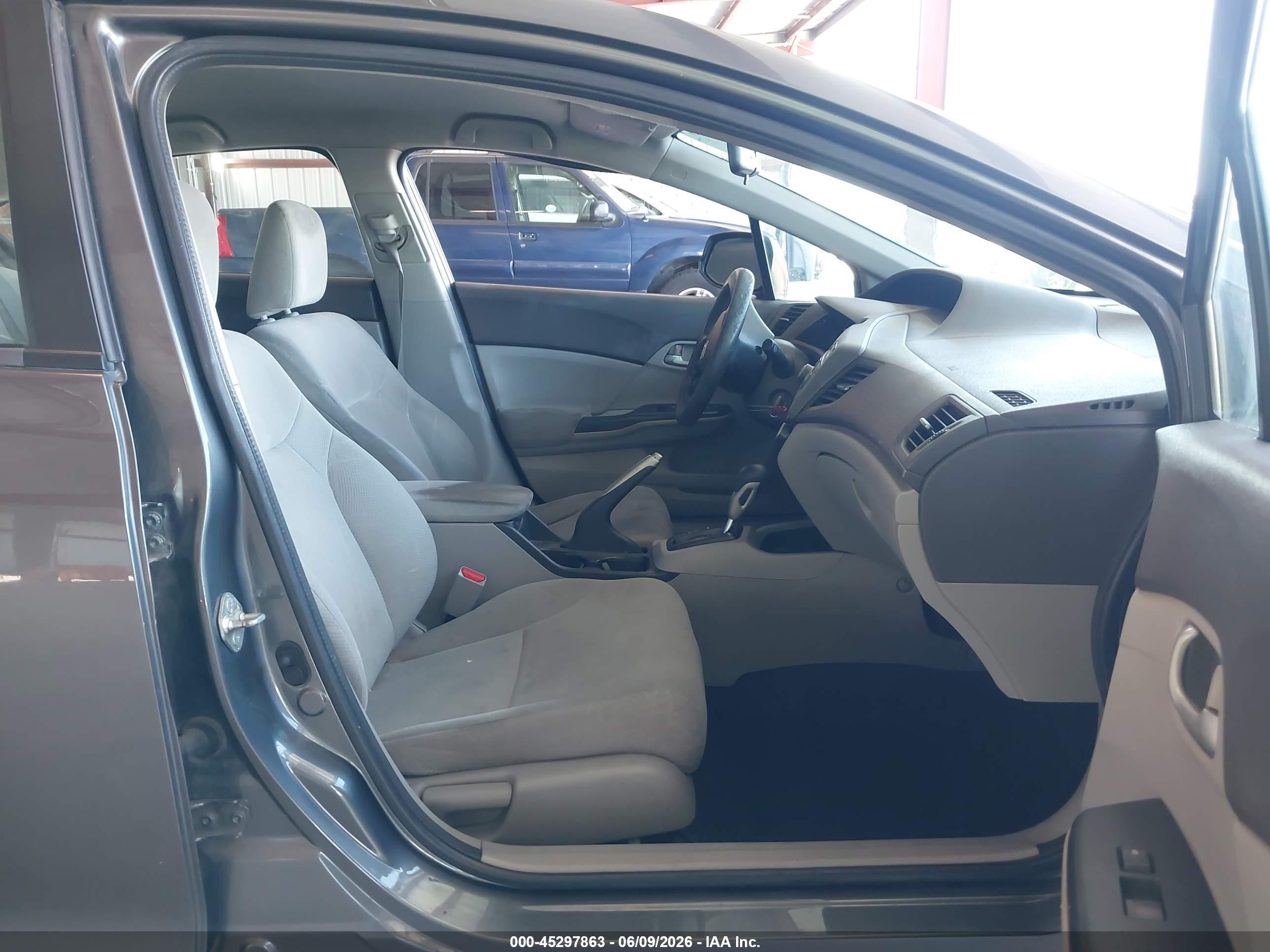 2012 Honda Civic Lx Gray vin: 19XFB2F51CE364782