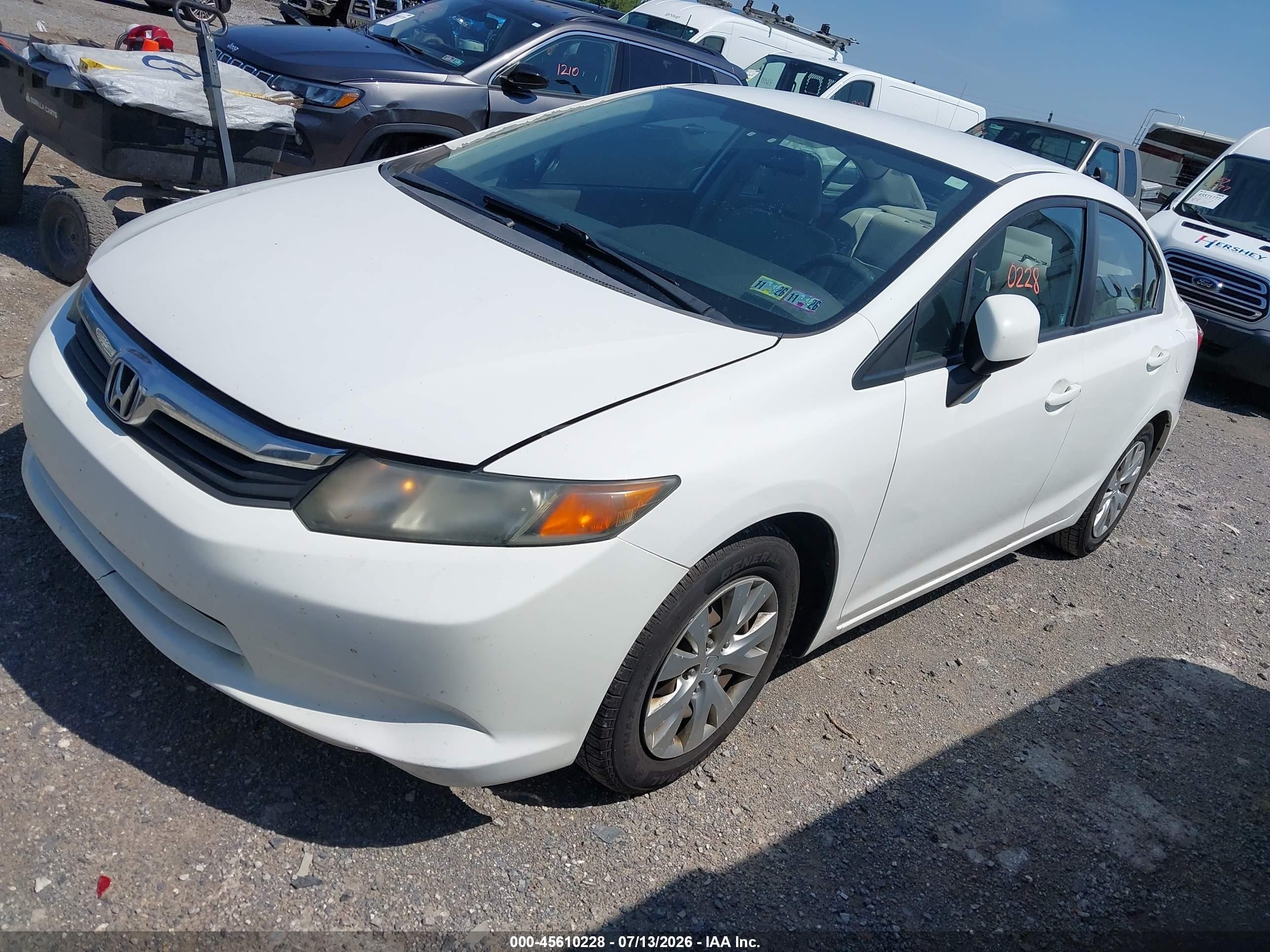 2012 Honda Civic Lx Белый vin: 19XFB2F51CE367651