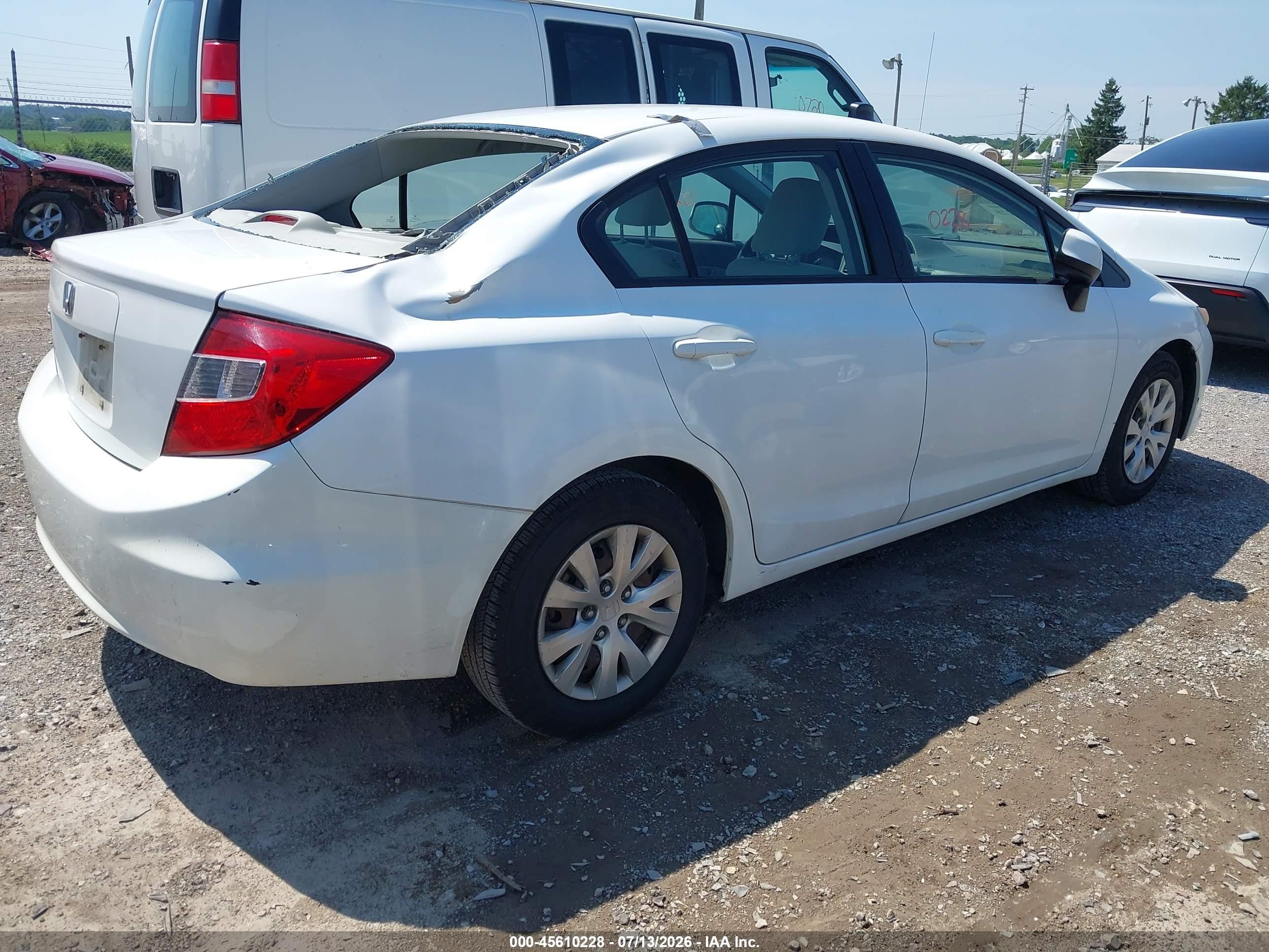 2012 Honda Civic Lx Белый vin: 19XFB2F51CE367651