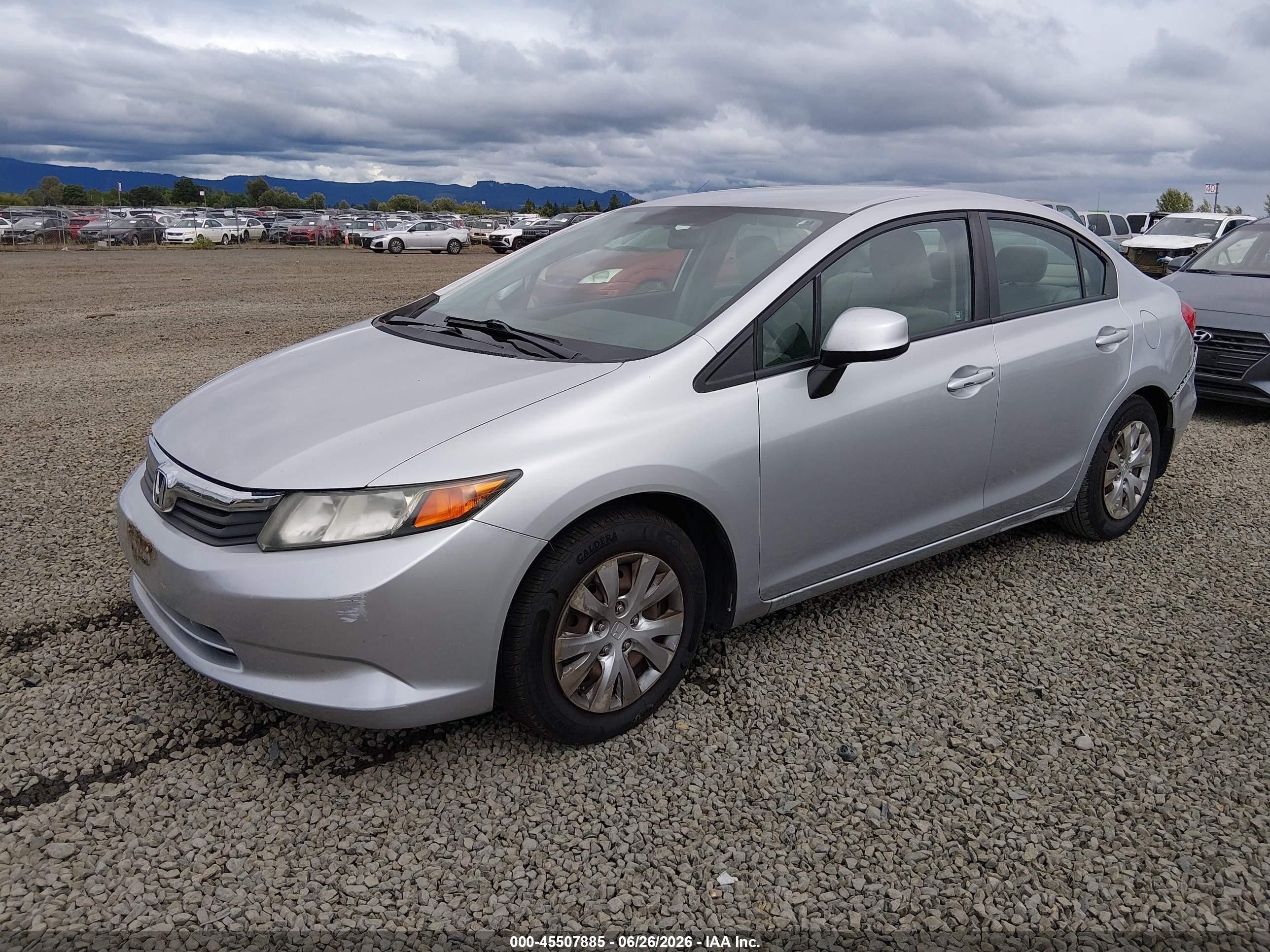 2012 Honda Civic Lx Silver vin: 19XFB2F51CE378570