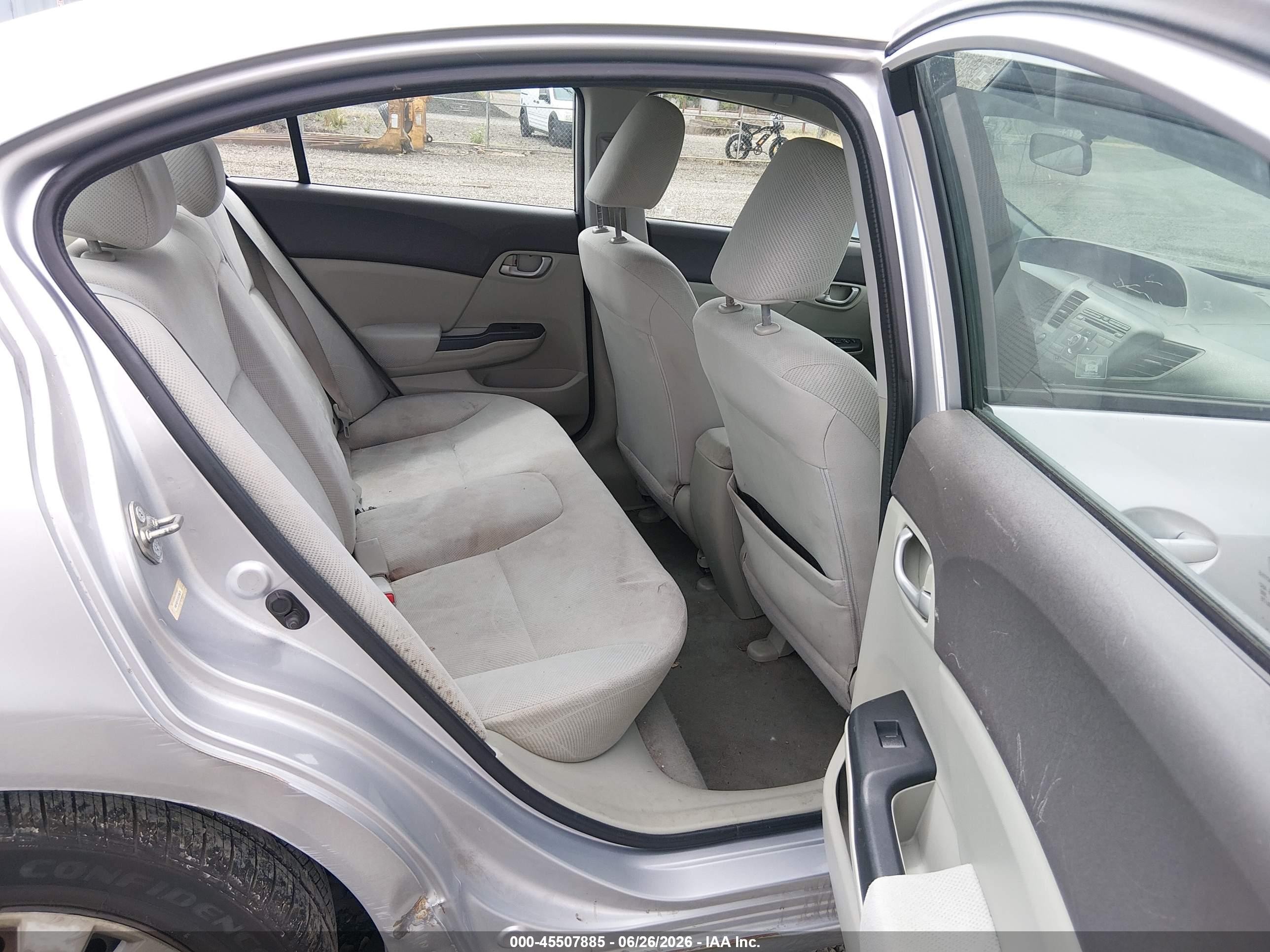 2012 Honda Civic Lx Silver vin: 19XFB2F51CE378570