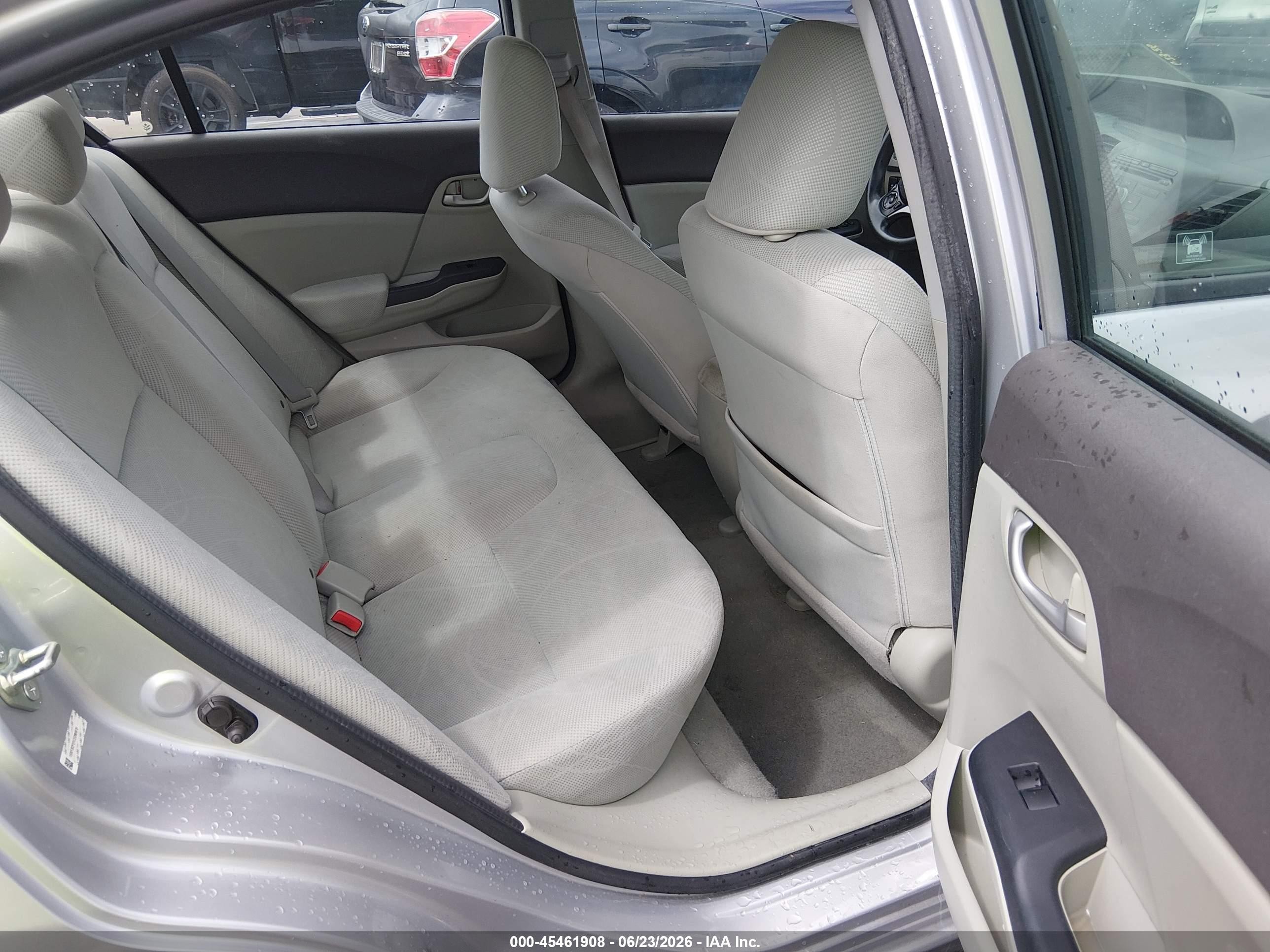 2012 Honda Civic Lx Серебряный vin: 19XFB2F51CE386975