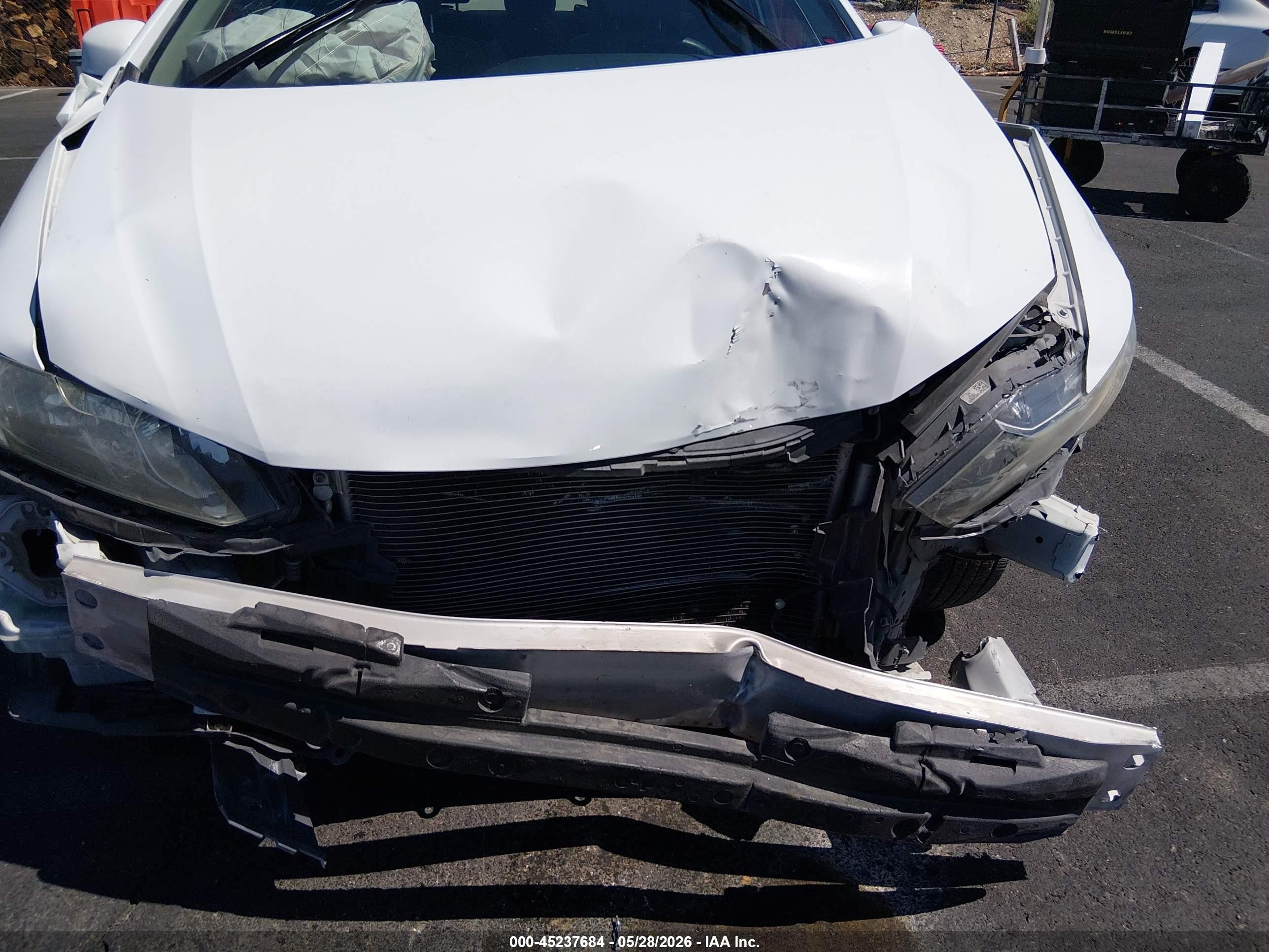 2013 Honda Civic Lx White vin: 19XFB2F51DE200577