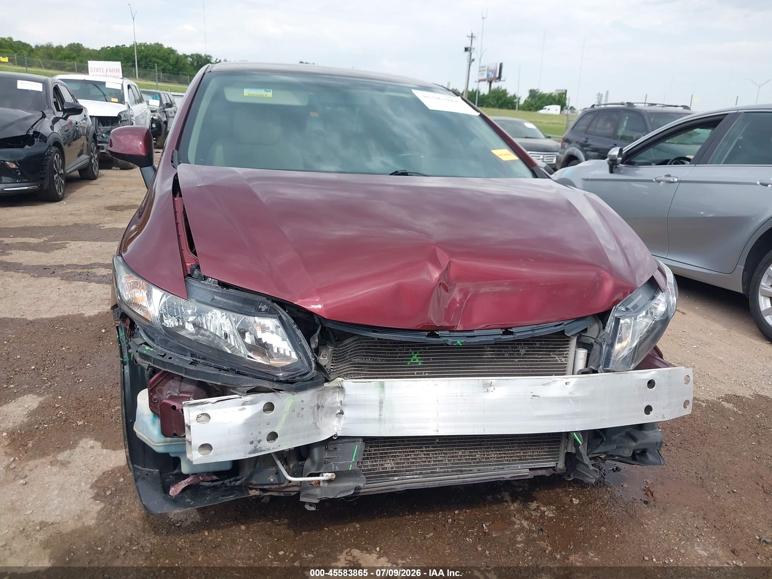 2013 Honda Civic Lx Red vin: 19XFB2F51DE241002