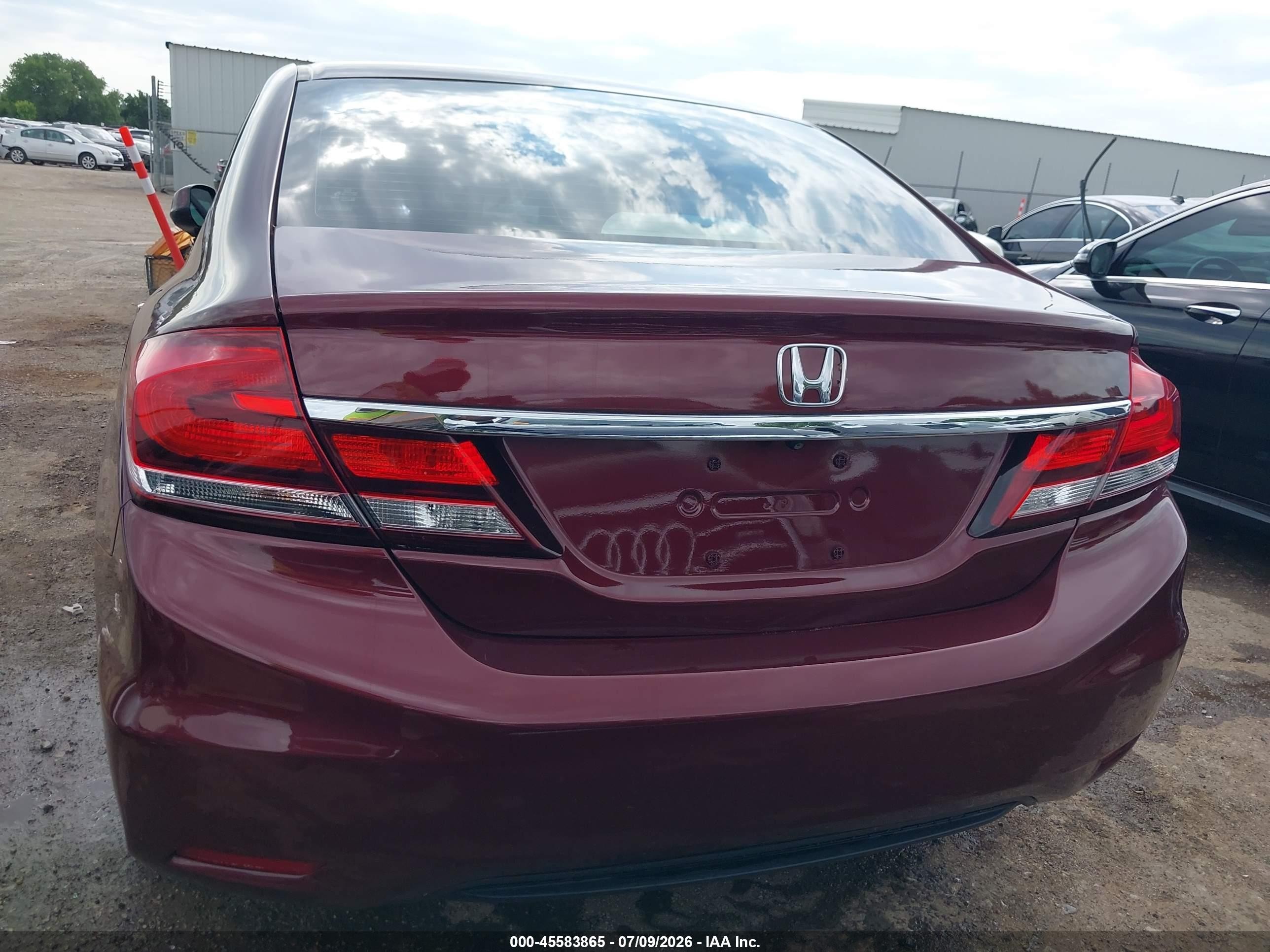 2013 Honda Civic Lx Red vin: 19XFB2F51DE241002