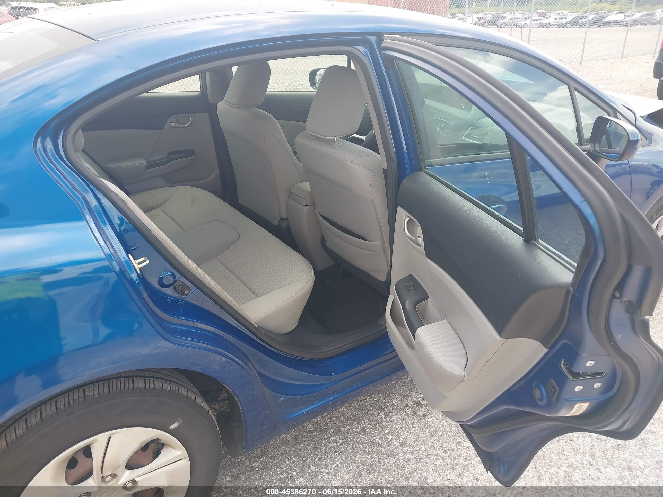 2014 Honda Civic Lx Blue vin: 19XFB2F51EE010649