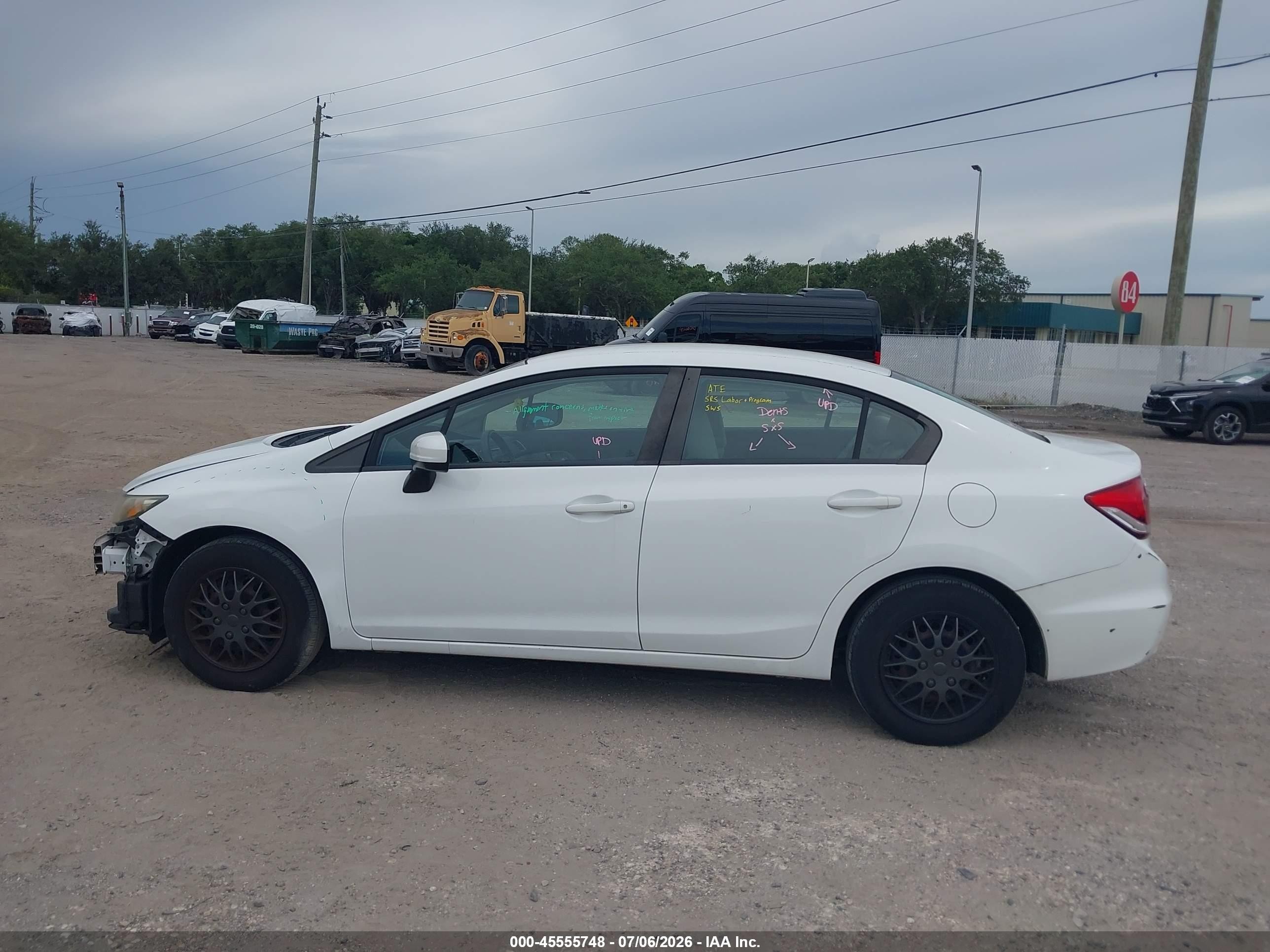 2014 Honda Civic Lx White vin: 19XFB2F51EE027855