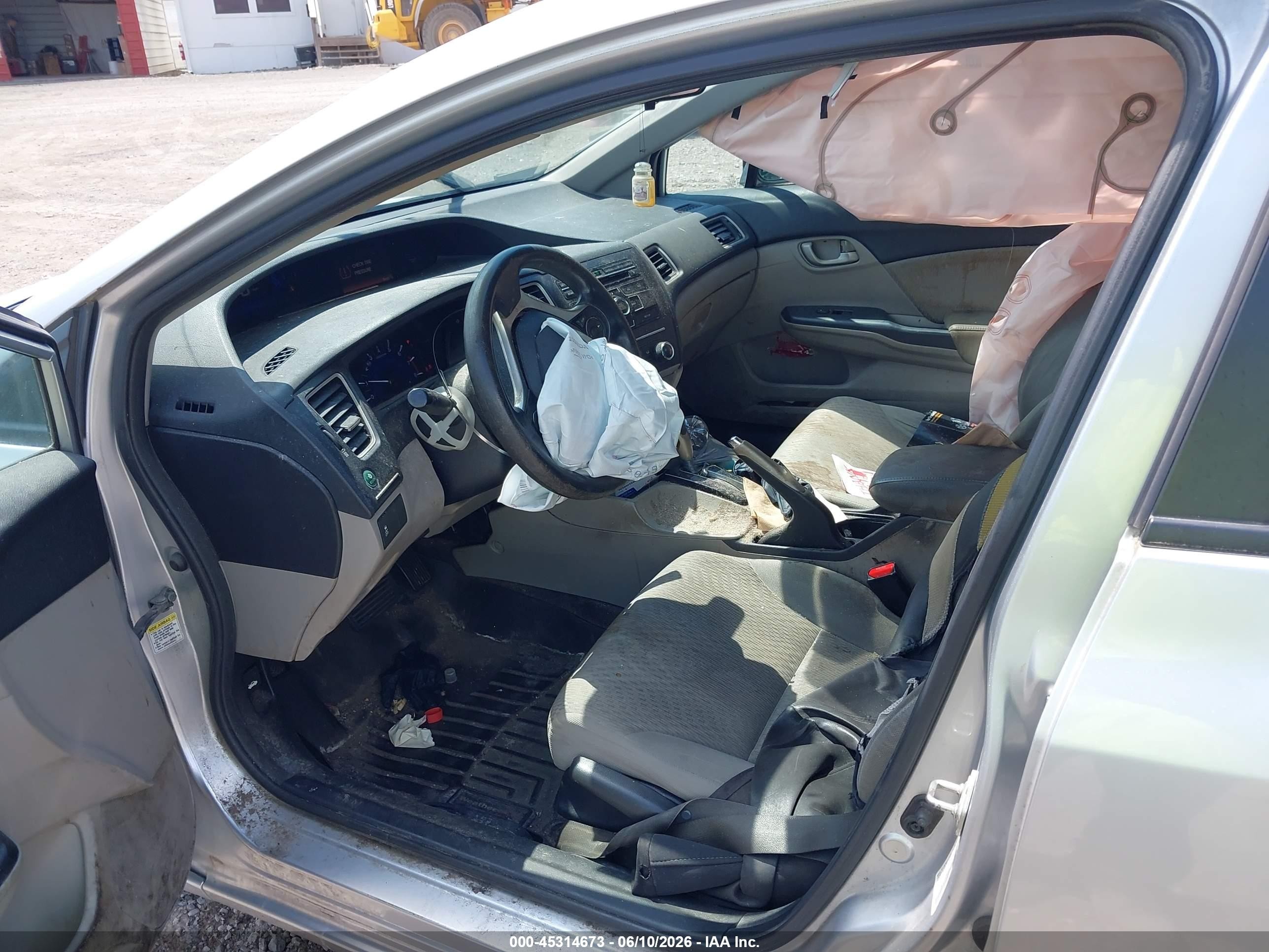 2014 Honda Civic Lx Серебряный vin: 19XFB2F51EE053159