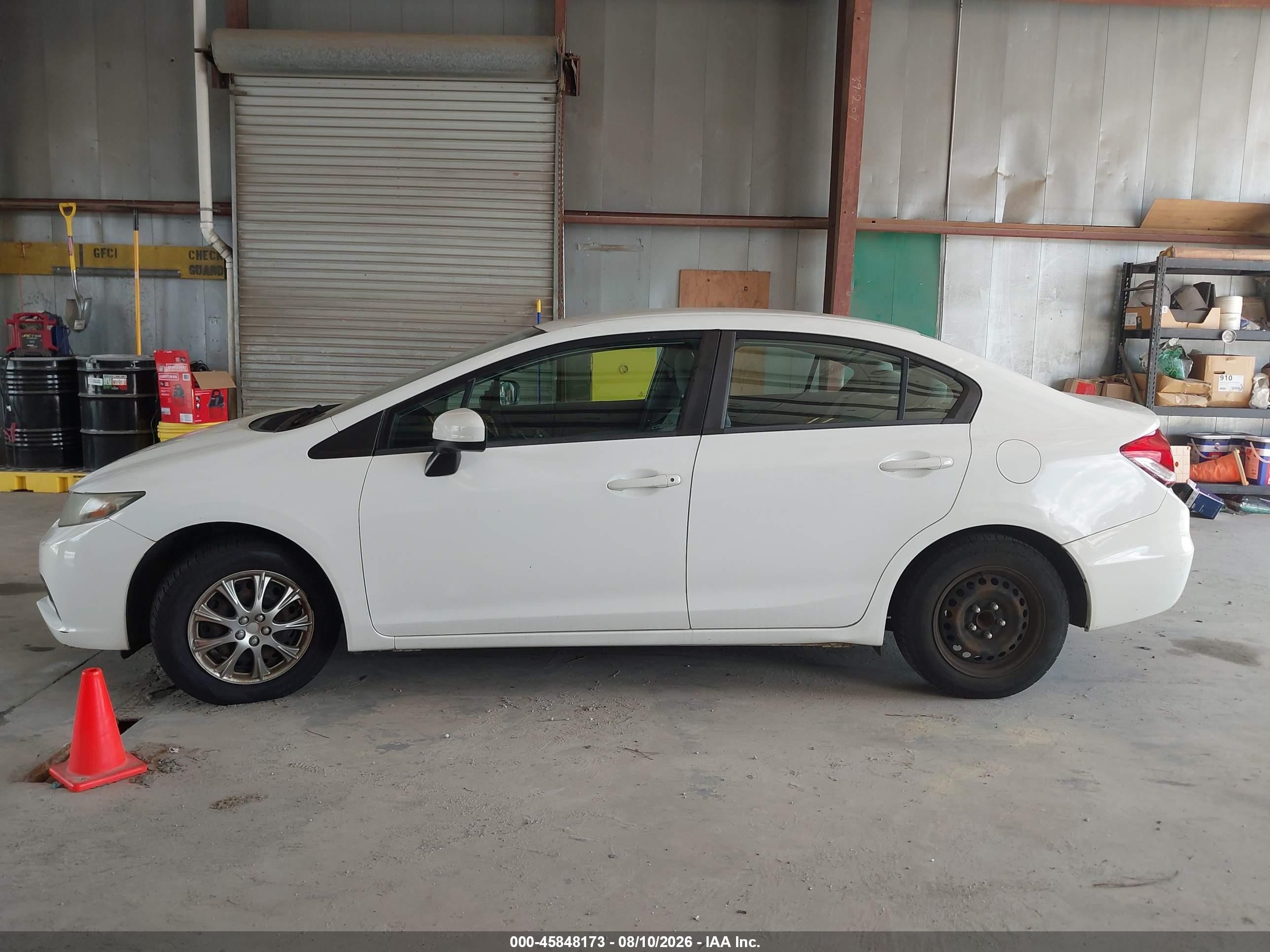 2014 Honda Civic Lx White vin: 19XFB2F51EE053419