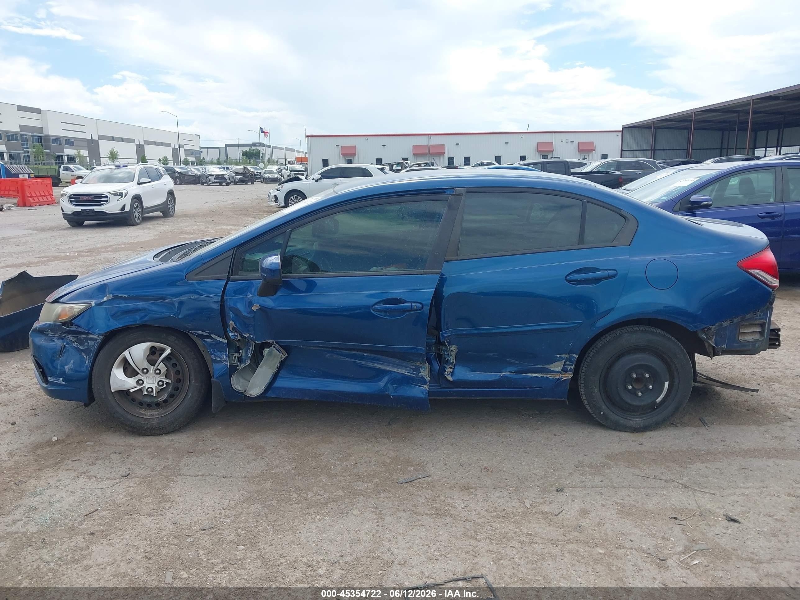 2014 Honda Civic Lx Blue vin: 19XFB2F51EE074884
