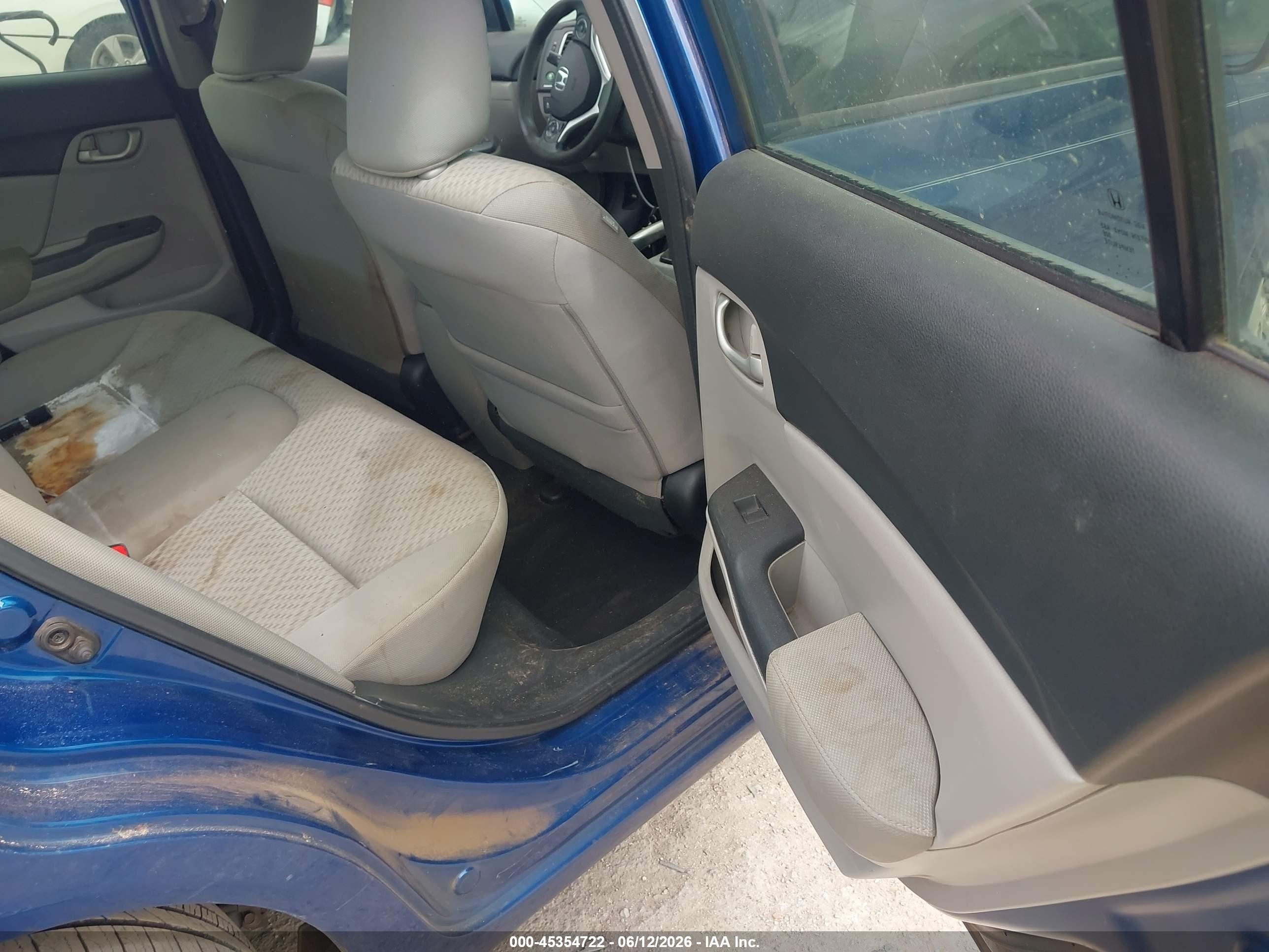 2014 Honda Civic Lx Blue vin: 19XFB2F51EE074884