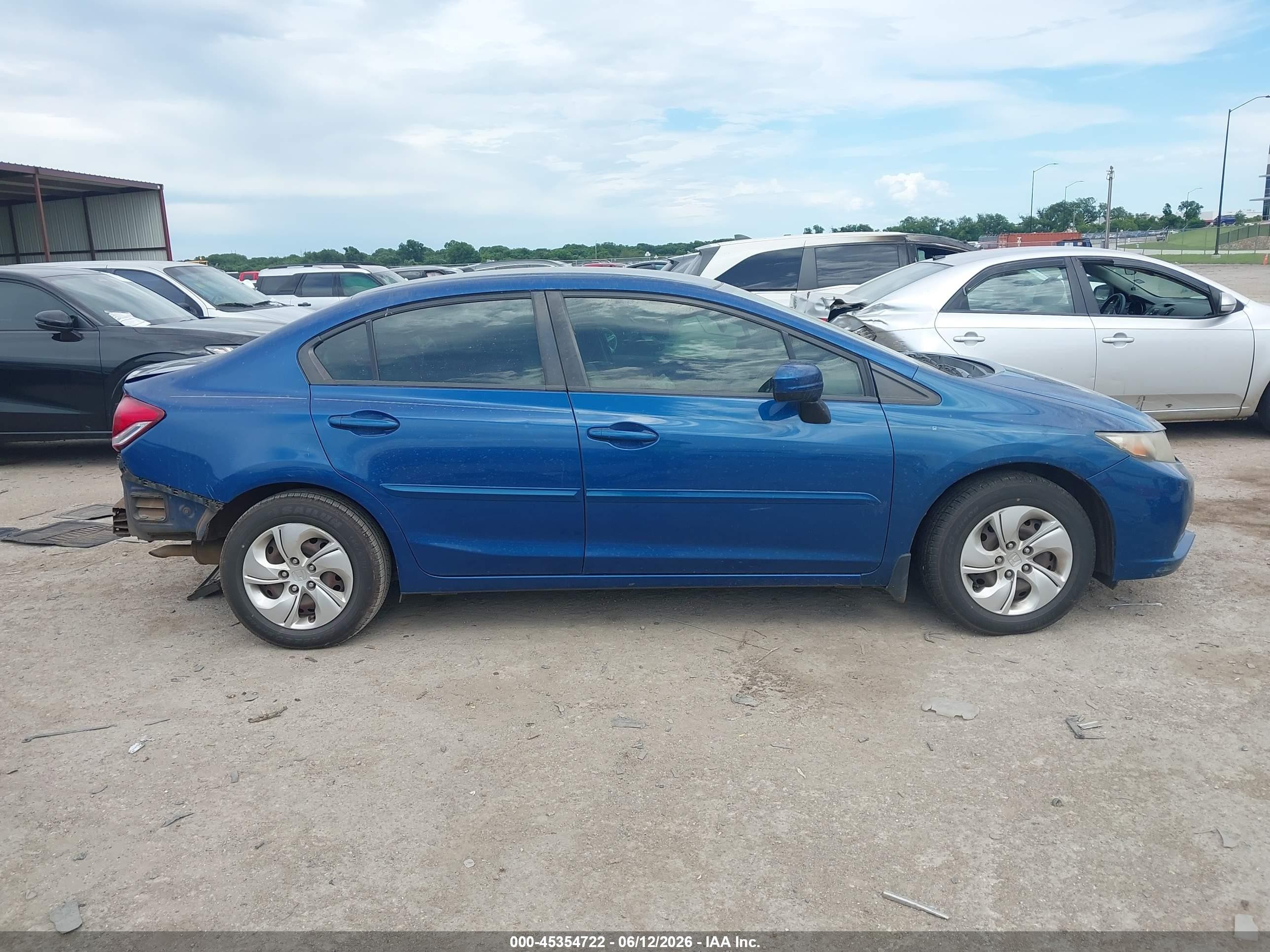 2014 Honda Civic Lx Blue vin: 19XFB2F51EE074884