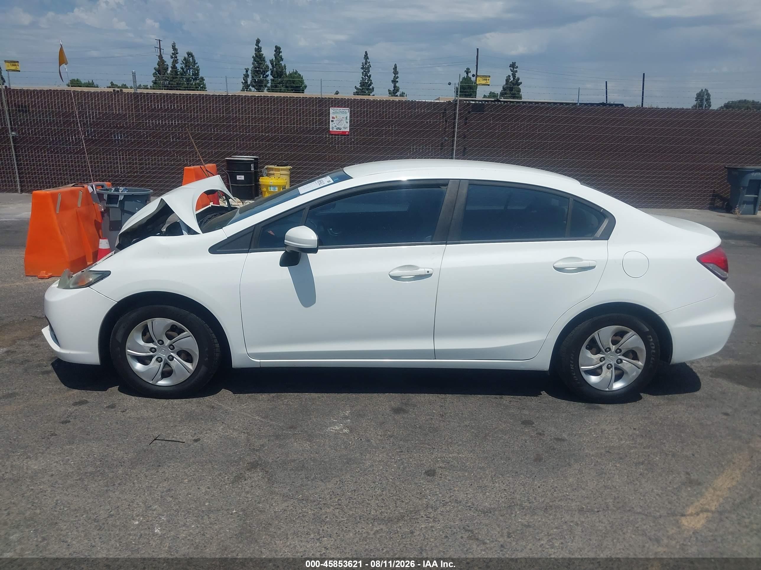 2014 Honda Civic Lx White vin: 19XFB2F51EE207613
