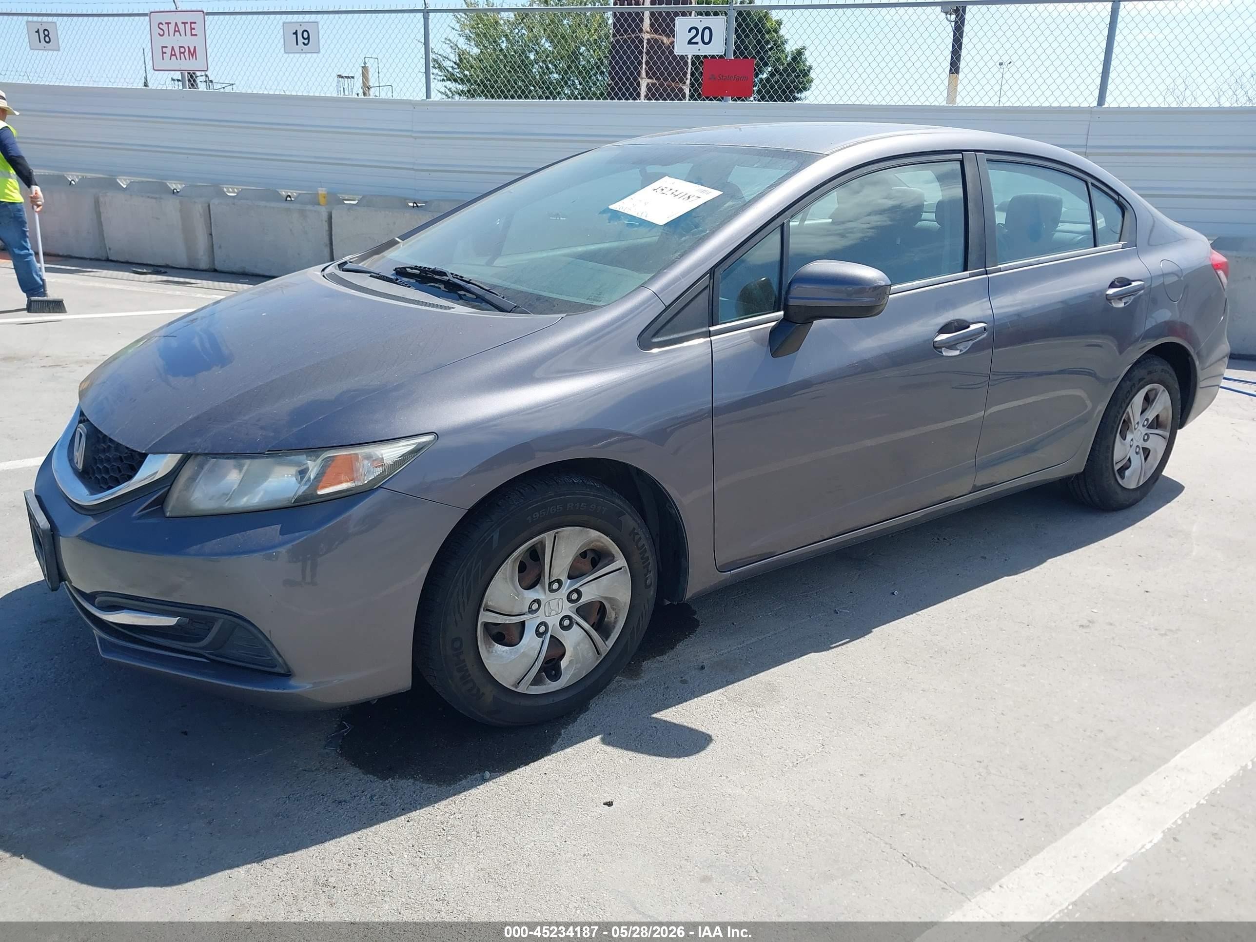2014 Honda Civic Lx Серый vin: 19XFB2F51EE227943