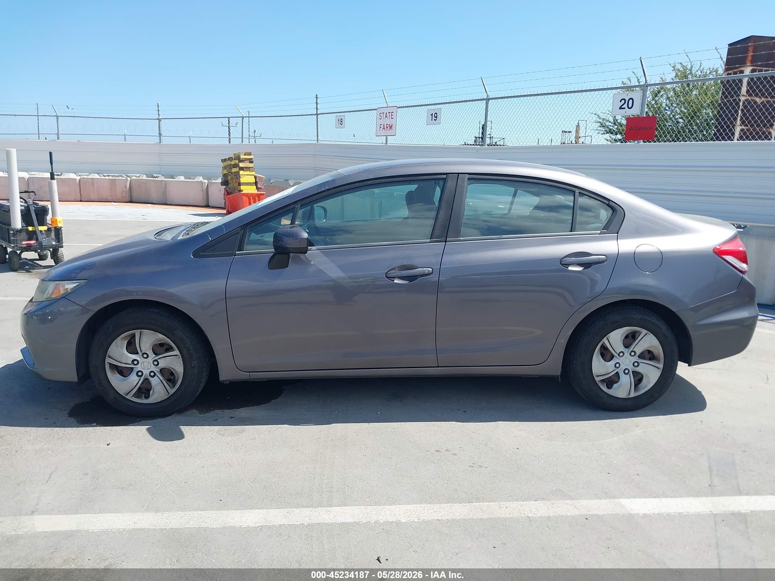 2014 Honda Civic Lx Серый vin: 19XFB2F51EE227943