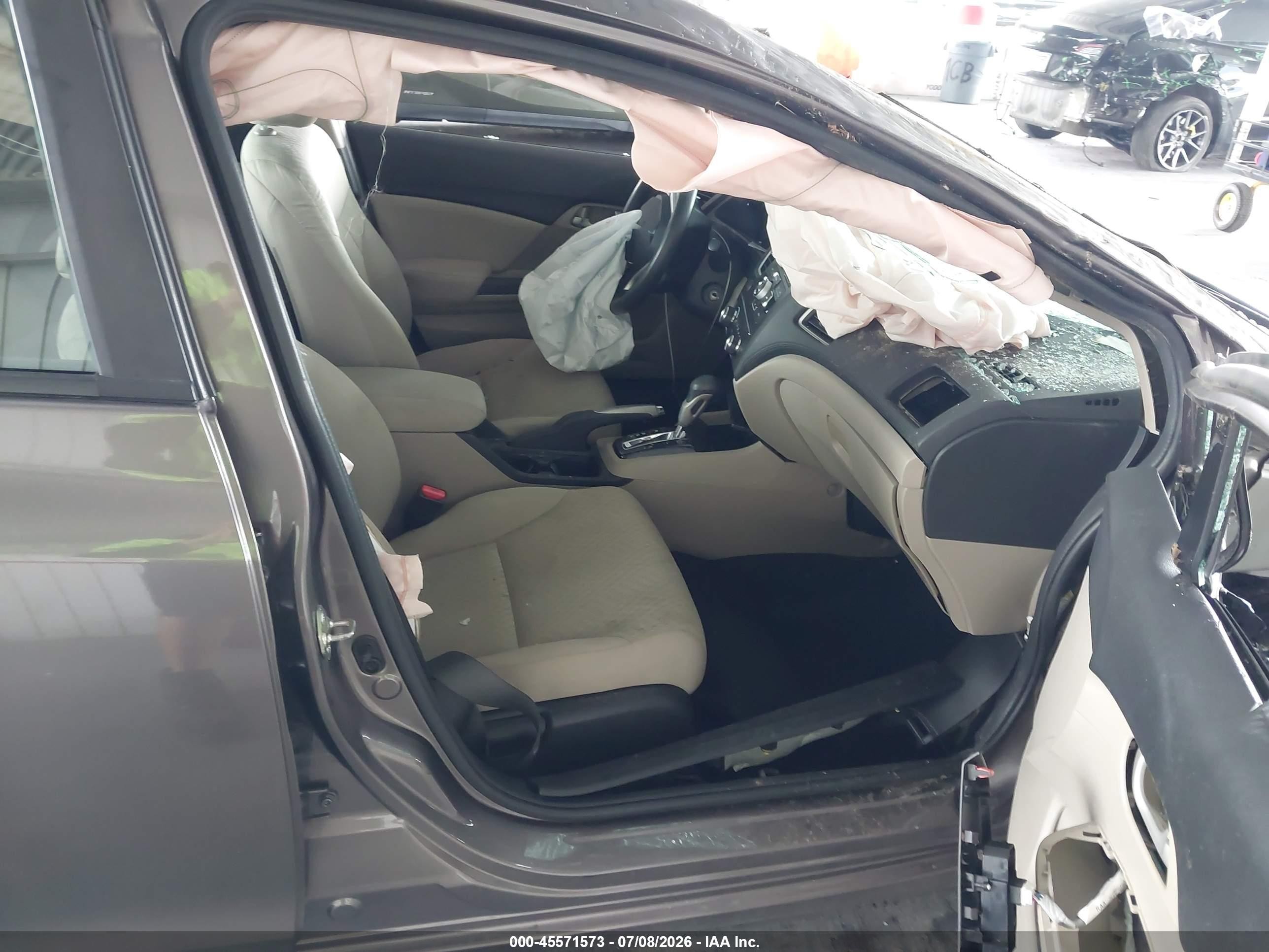 2015 Honda Civic Lx Champagne vin: 19XFB2F51FE000320
