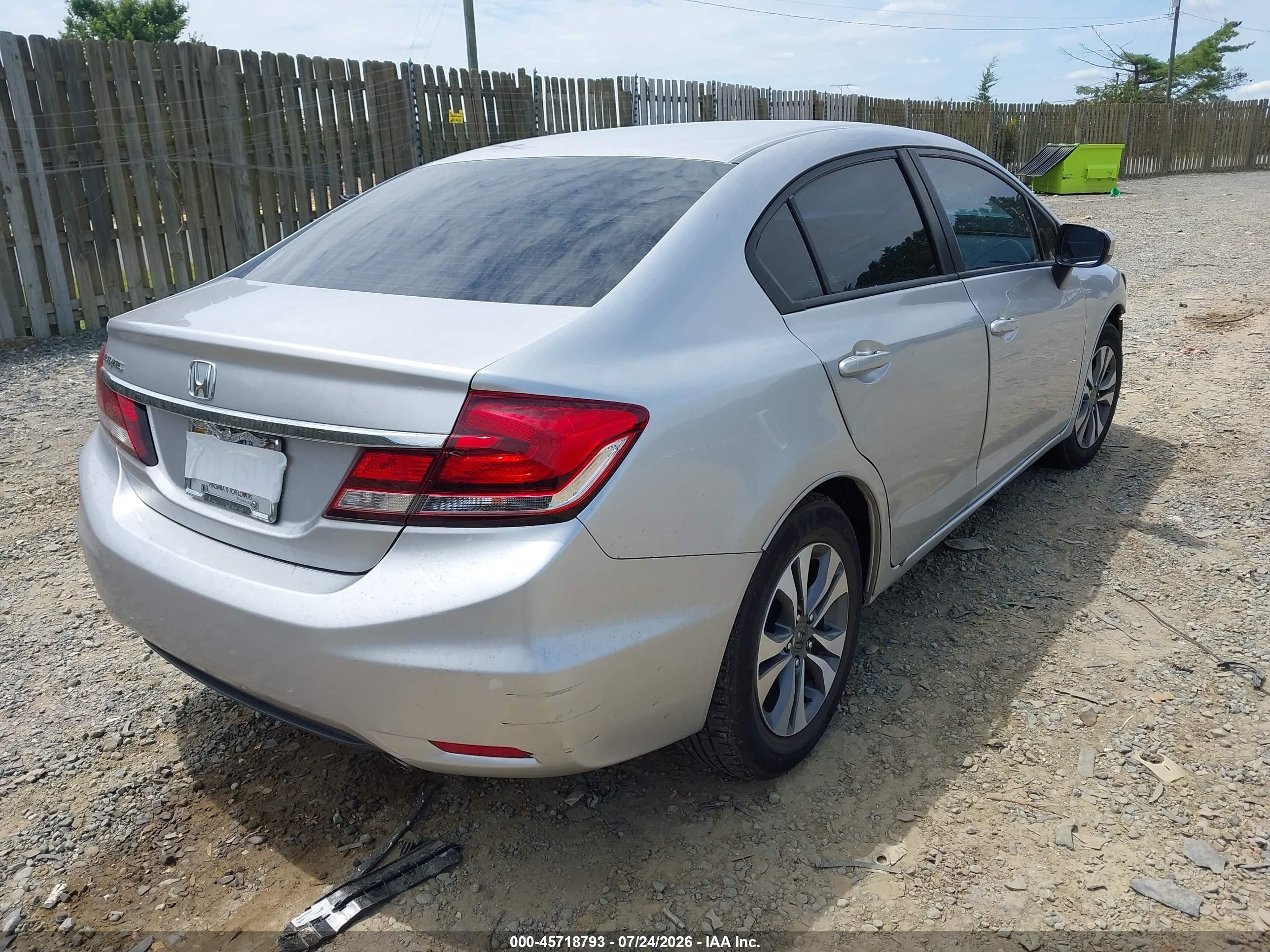 2015 Honda Civic Lx Silver vin: 19XFB2F51FE018817
