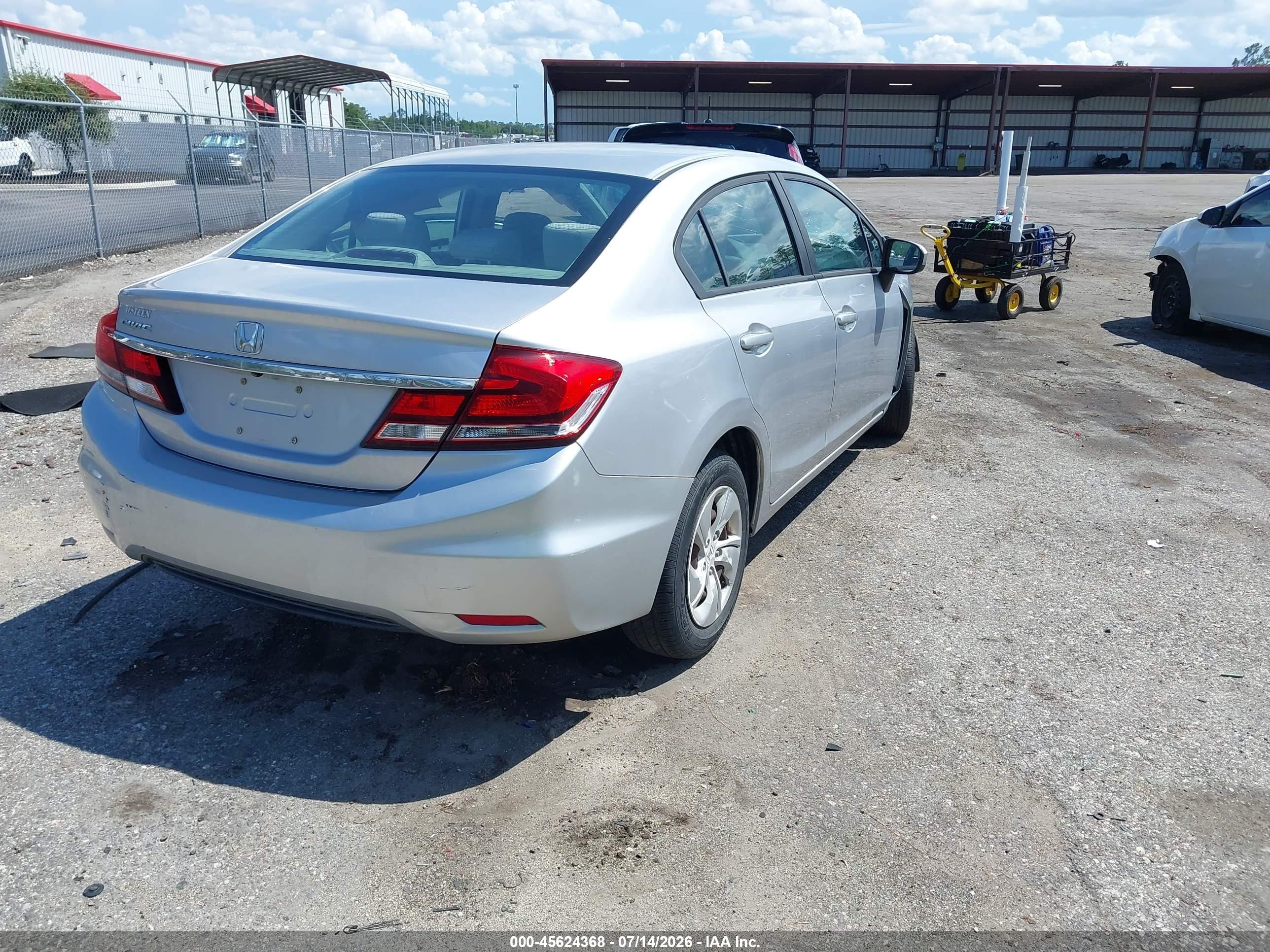 2015 Honda Civic Lx Silver vin: 19XFB2F51FE028649