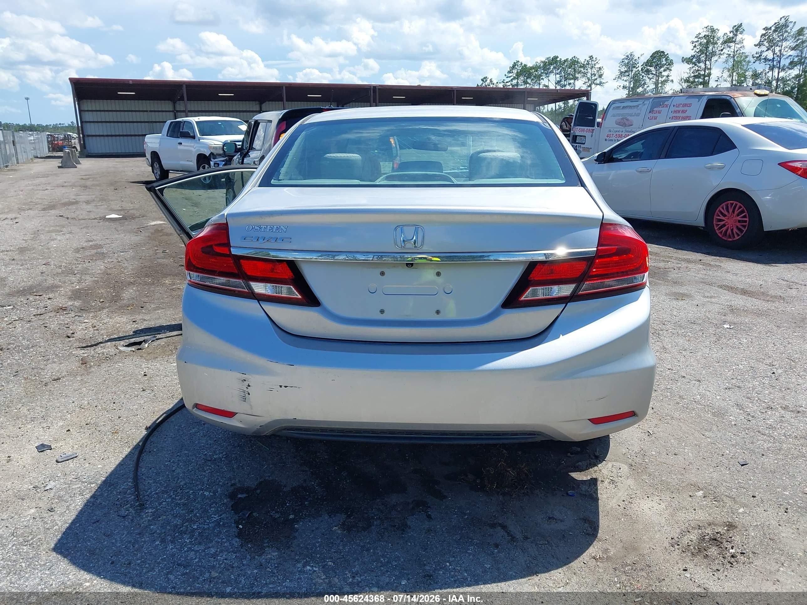 2015 Honda Civic Lx Silver vin: 19XFB2F51FE028649