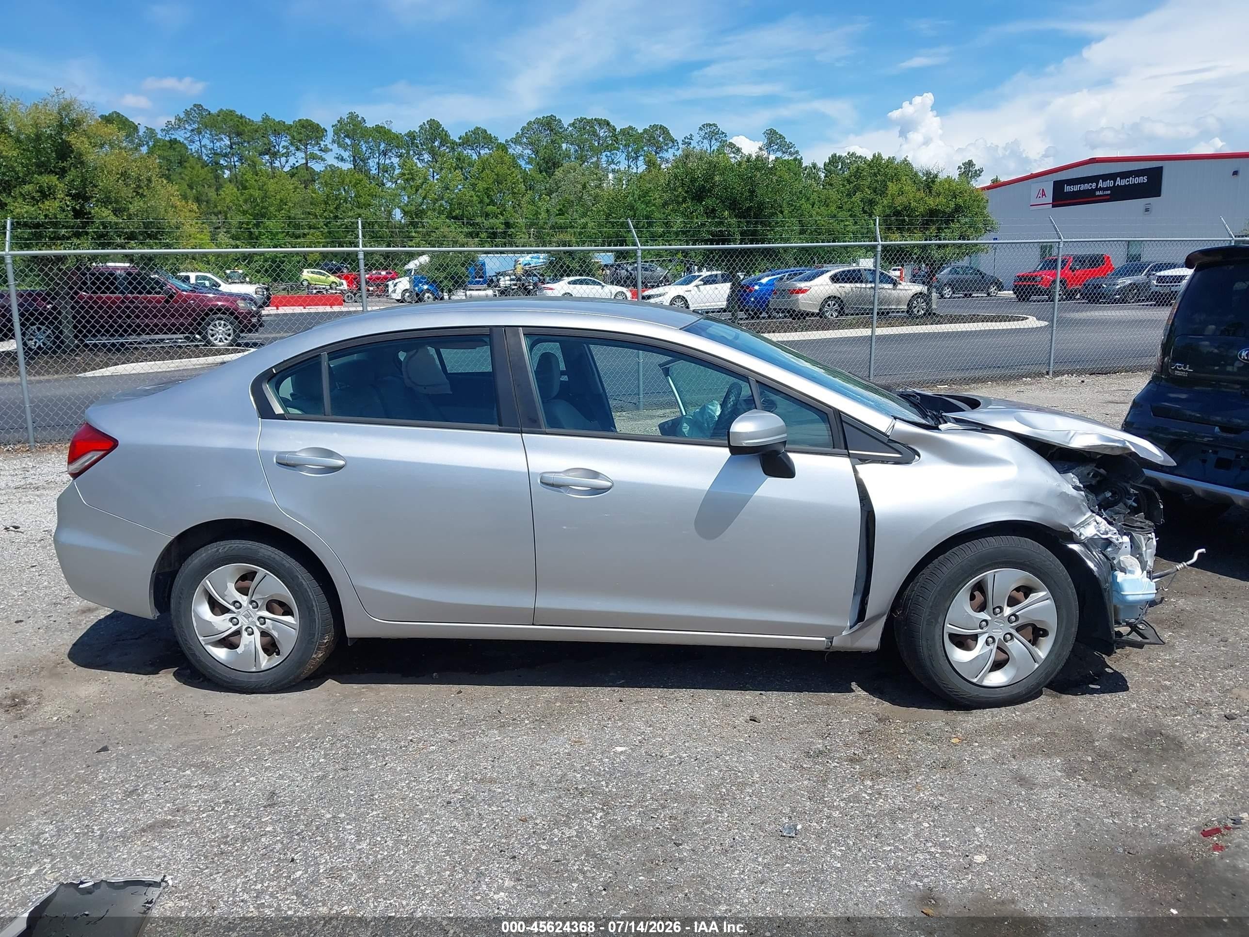2015 Honda Civic Lx Silver vin: 19XFB2F51FE028649
