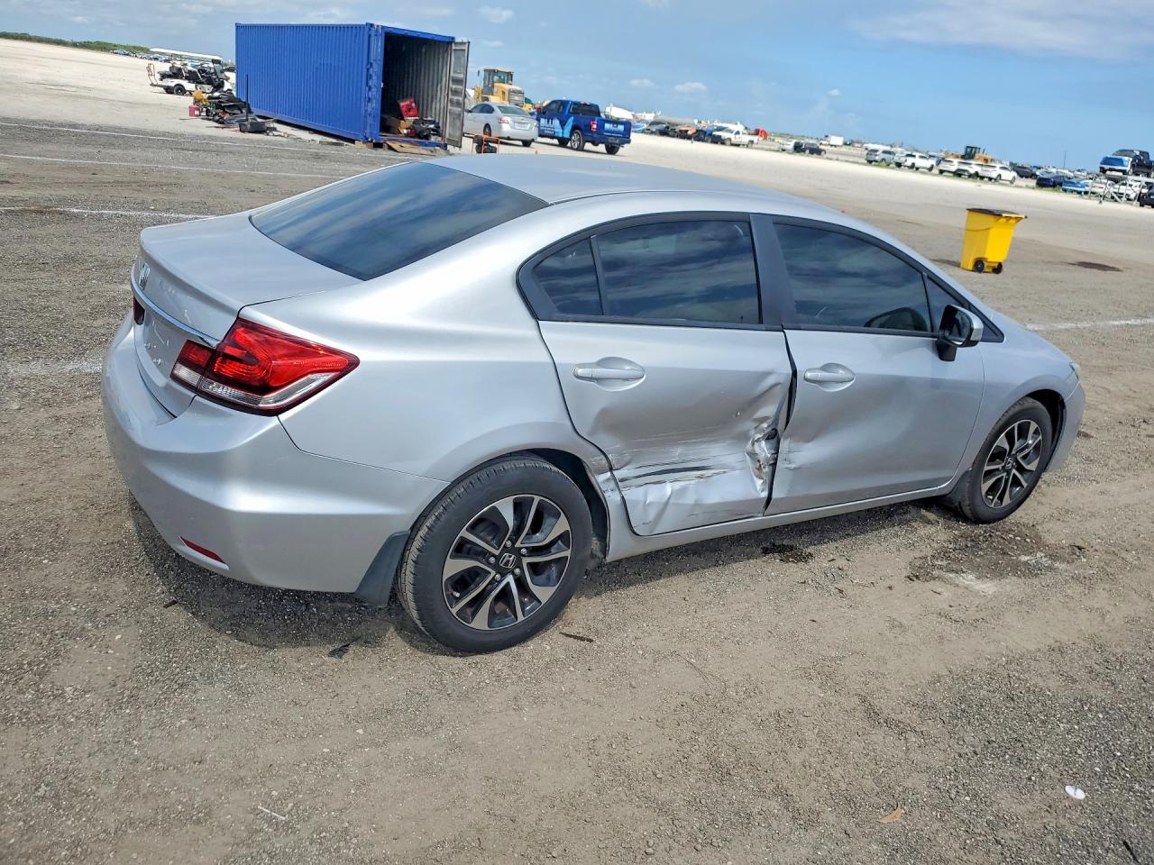 2015 Toyt Civic Серебряный vin: 19XFB2F51FE050618