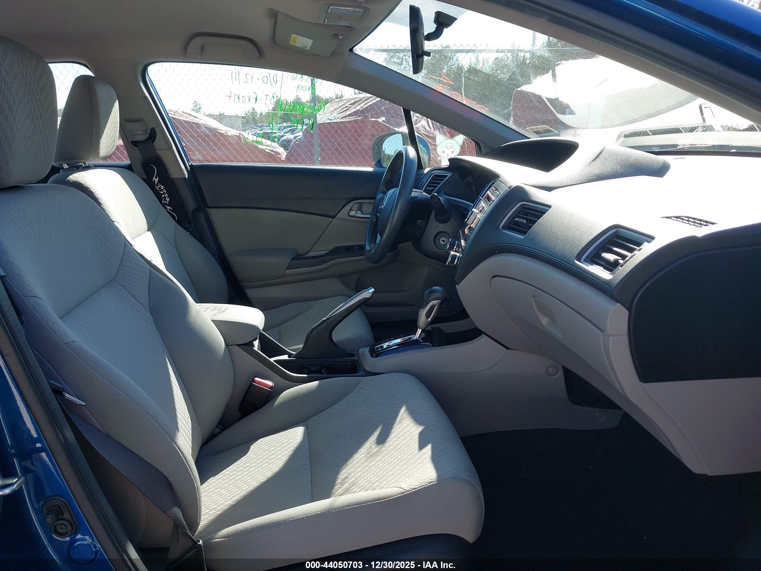 2015 Honda Civic Lx Blue vin: 19XFB2F51FE085093