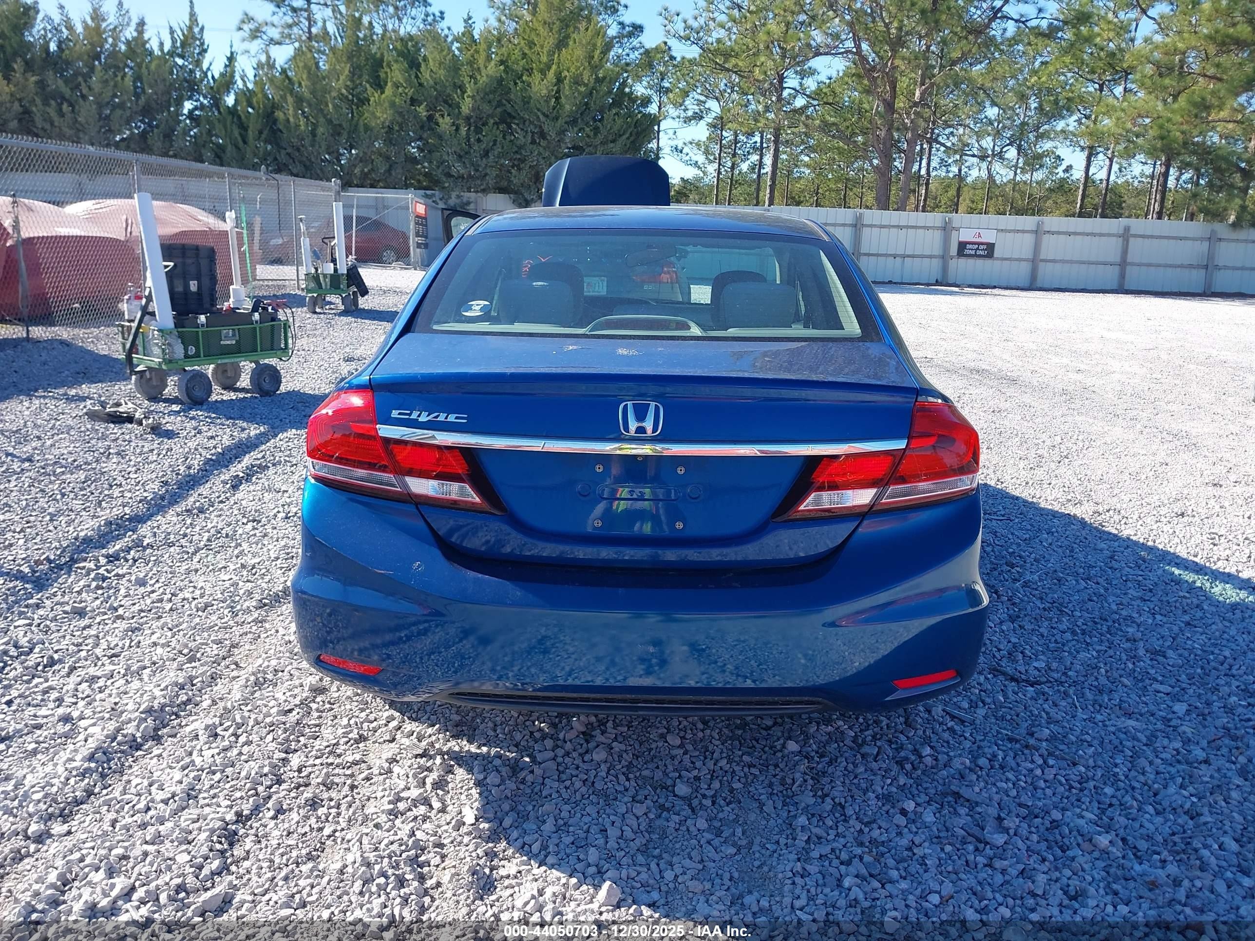 2015 Honda Civic Lx Blue vin: 19XFB2F51FE085093