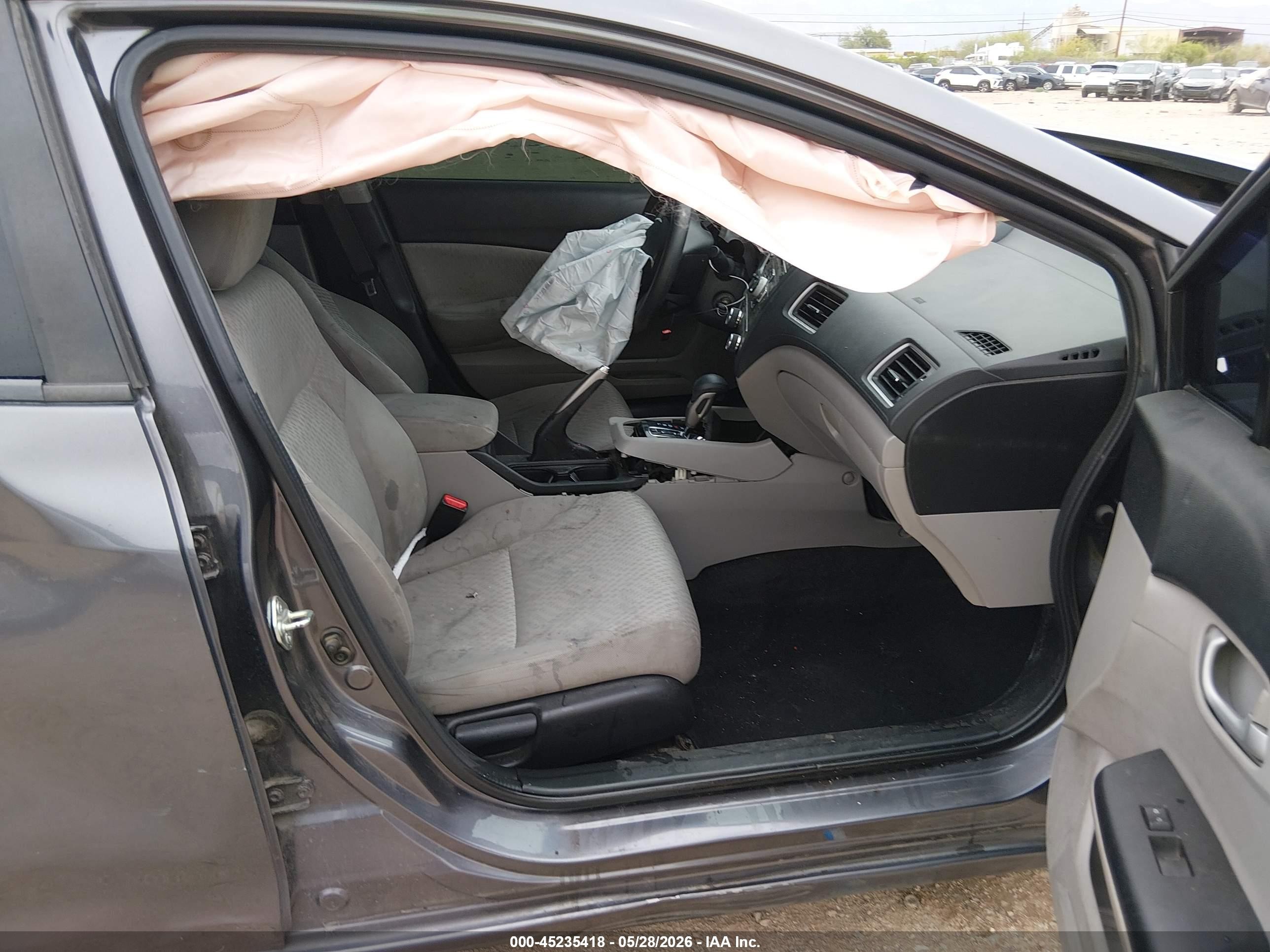 2015 Honda Civic Lx Серый vin: 19XFB2F51FE209203