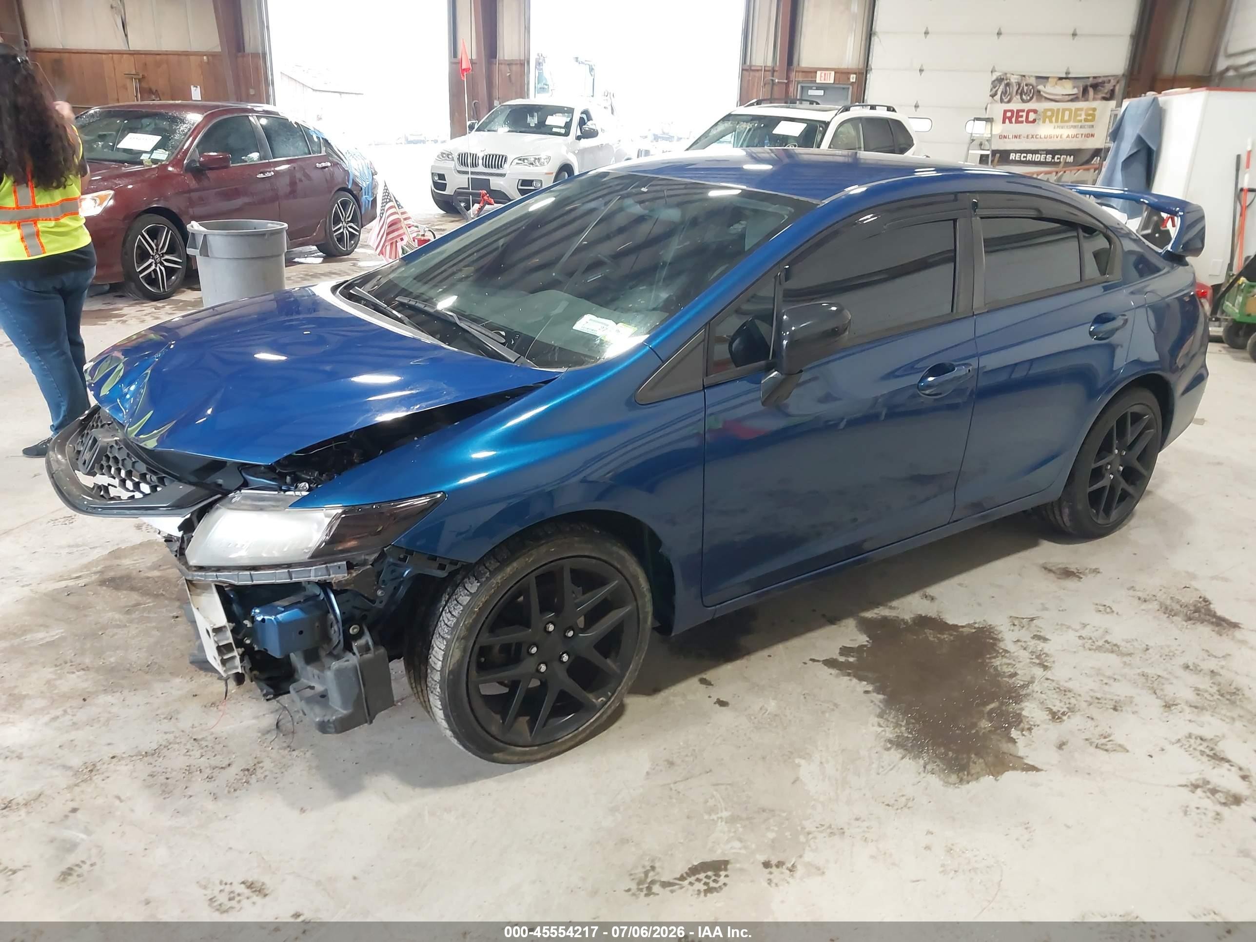 2015 Honda Civic Lx Blue vin: 19XFB2F51FE254688
