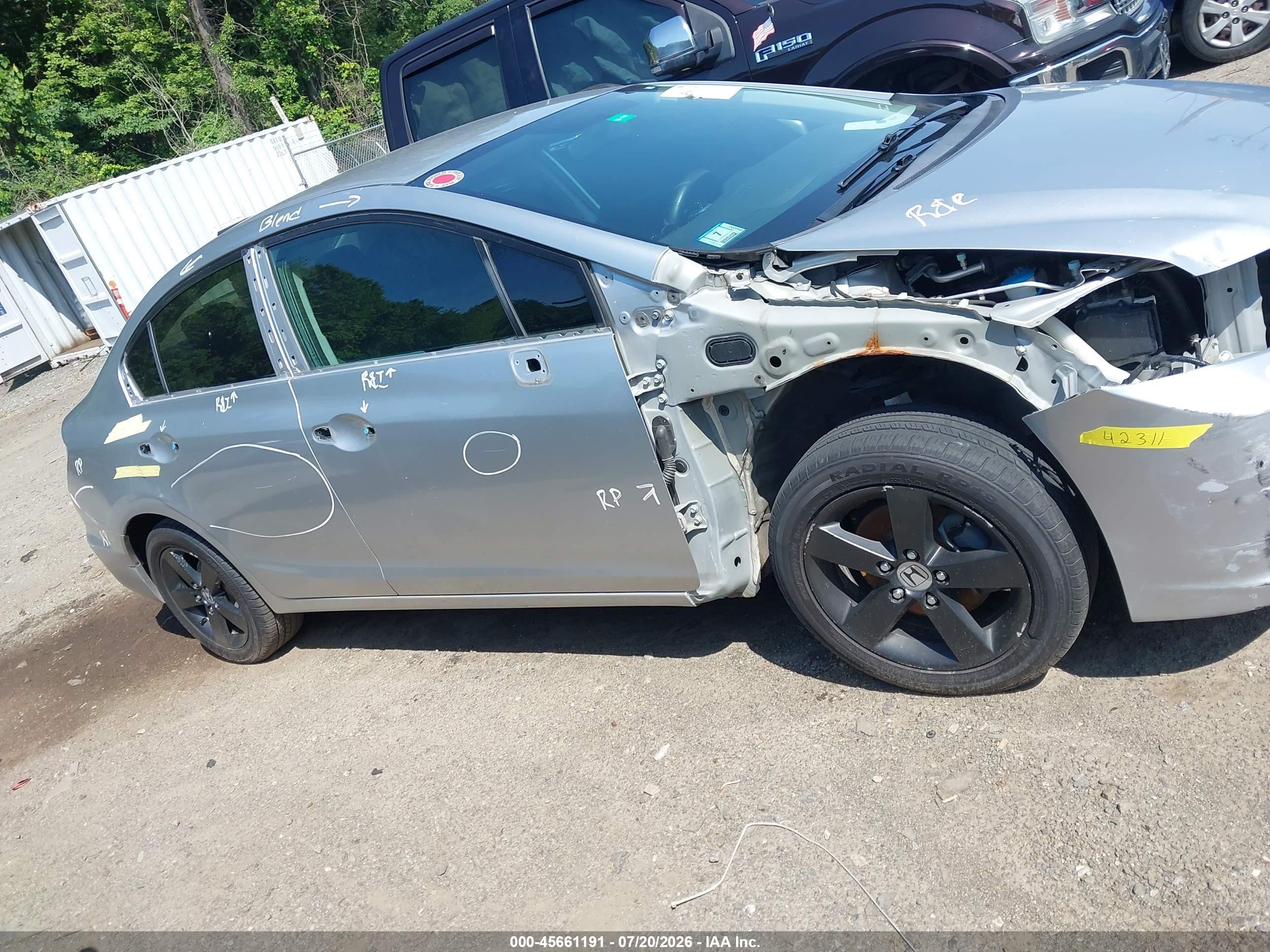 2015 Honda Civic Lx Silver vin: 19XFB2F51FE273127