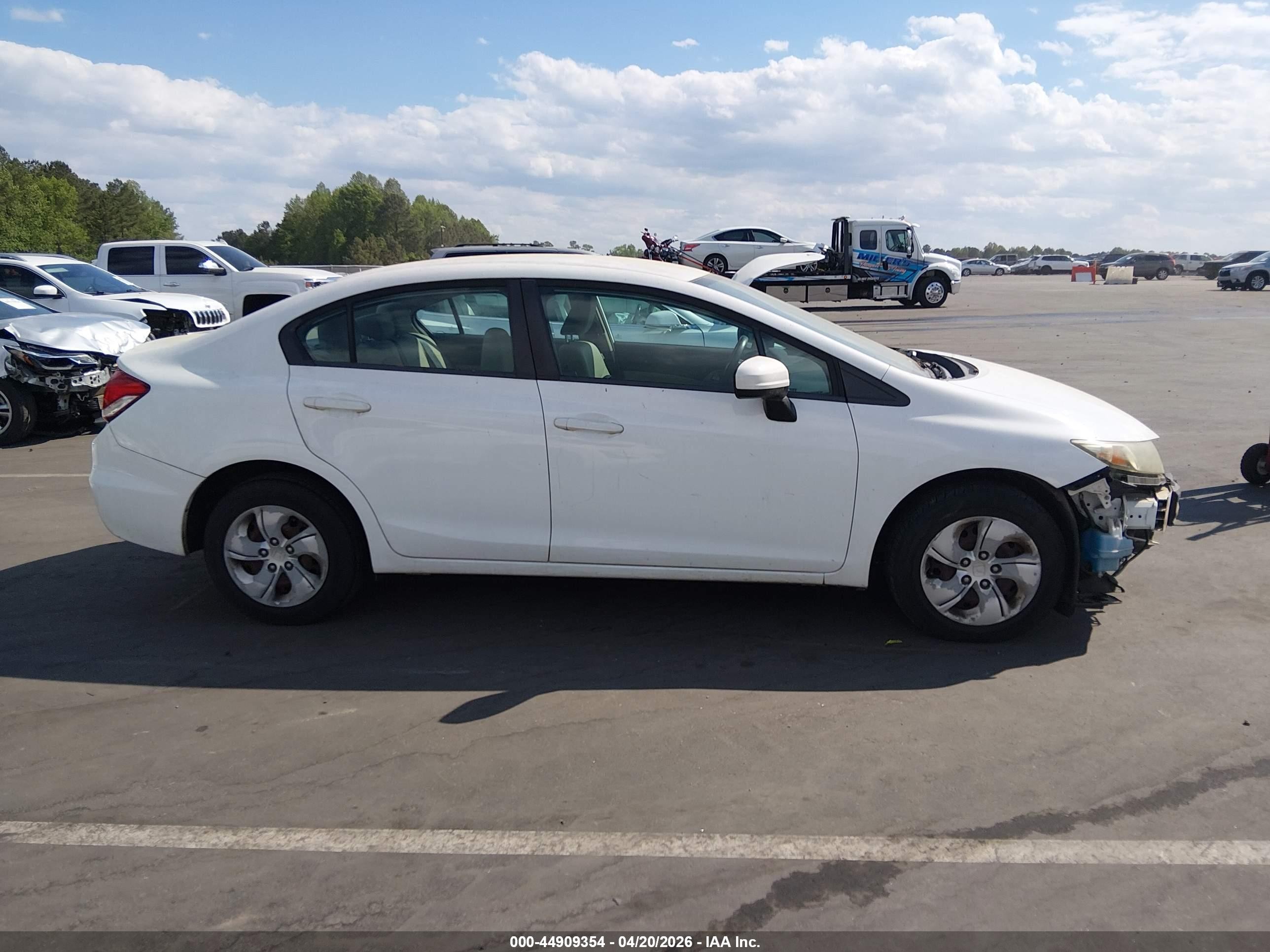 2015 Honda Civic Lx White vin: 19XFB2F51FE275573
