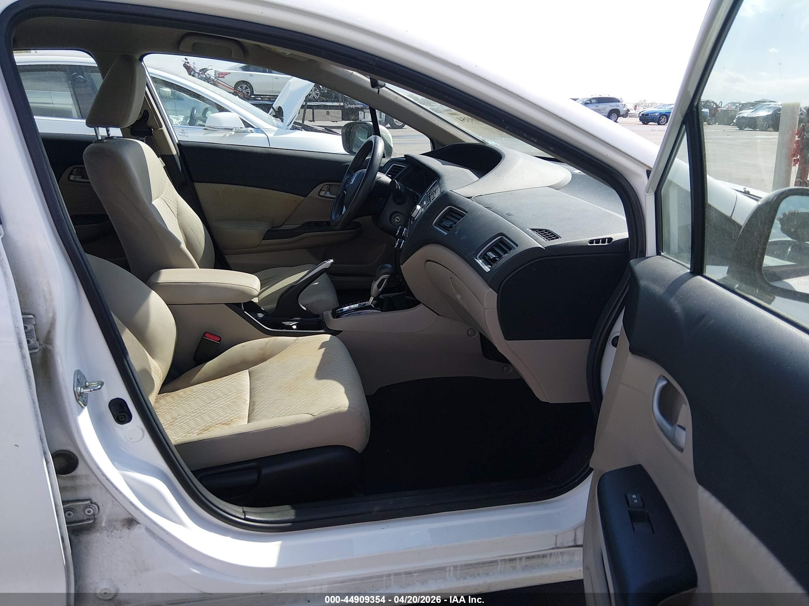 2015 Honda Civic Lx White vin: 19XFB2F51FE275573