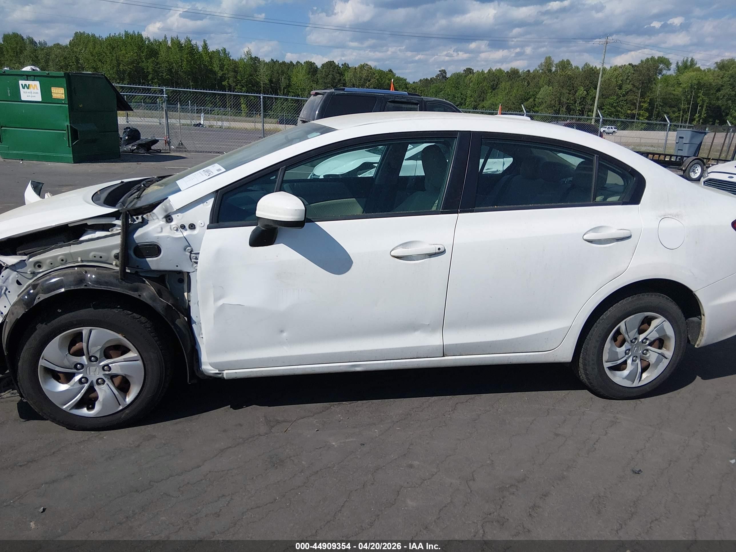 2015 Honda Civic Lx White vin: 19XFB2F51FE275573