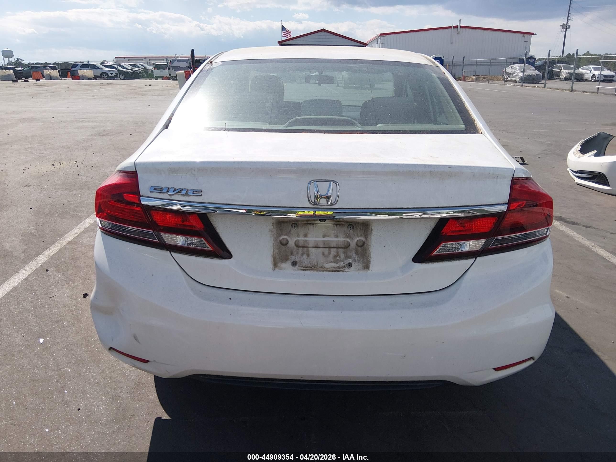 2015 Honda Civic Lx White vin: 19XFB2F51FE275573