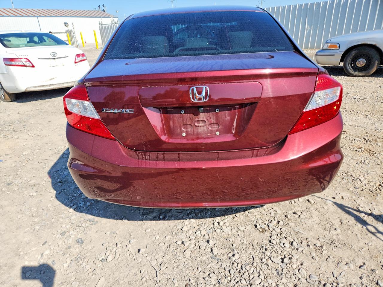 2012 Honda Civic Lx Red vin: 19XFB2F52CE040322