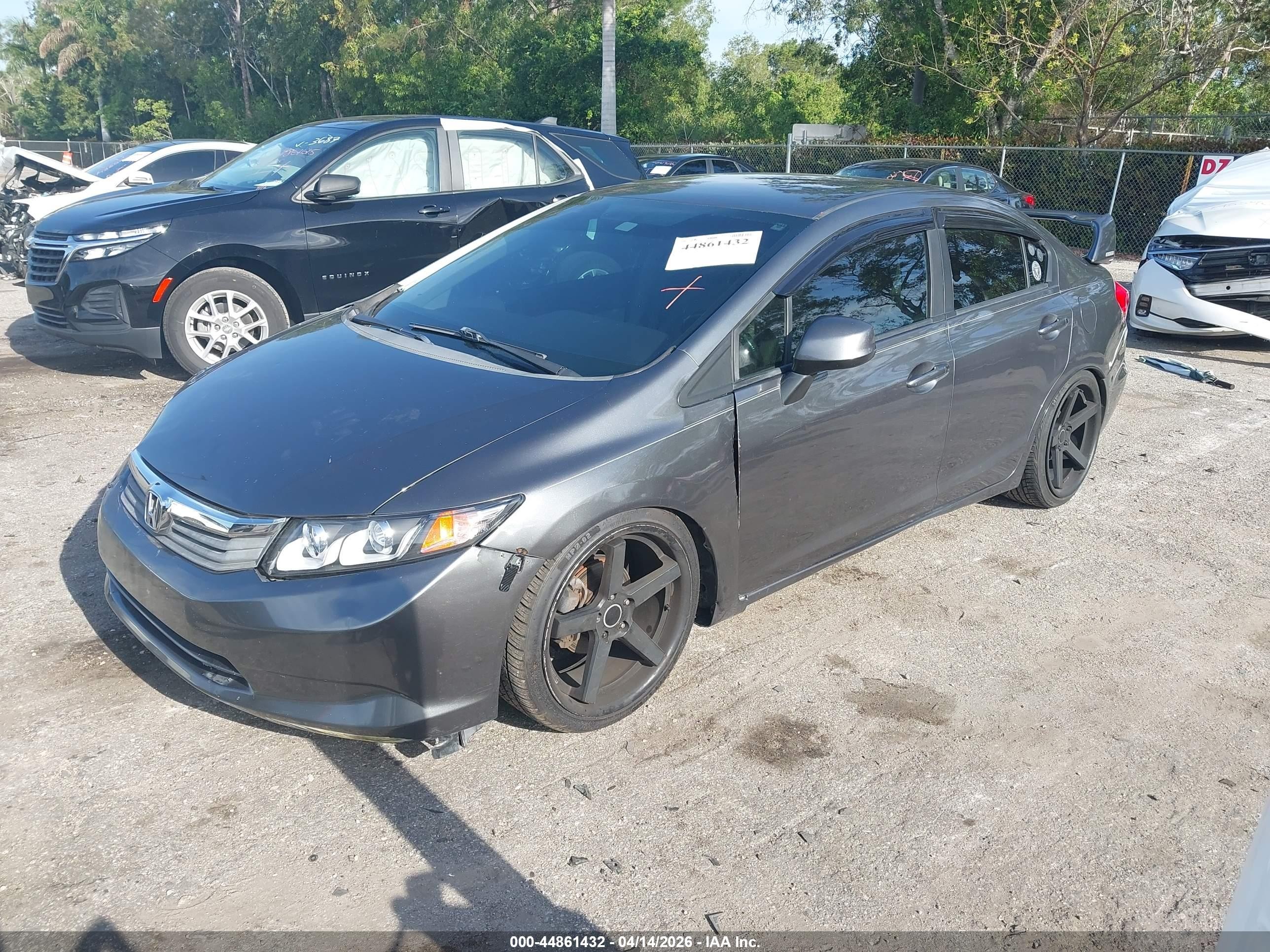 2012 Honda Civic Lx Gray vin: 19XFB2F52CE109557