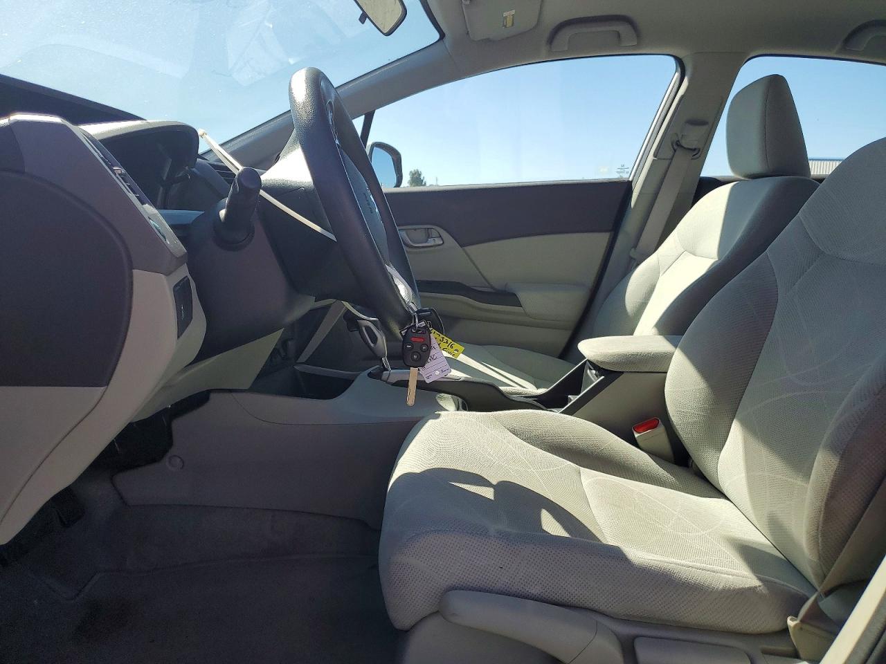 2012 Honda Civic Lx White vin: 19XFB2F52CE312027