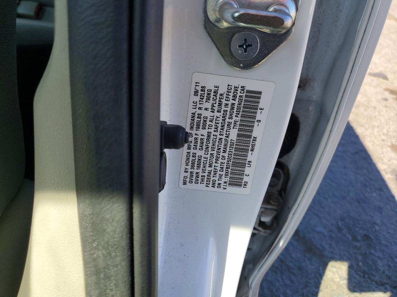 2012 Honda Civic Lx White vin: 19XFB2F52CE312027