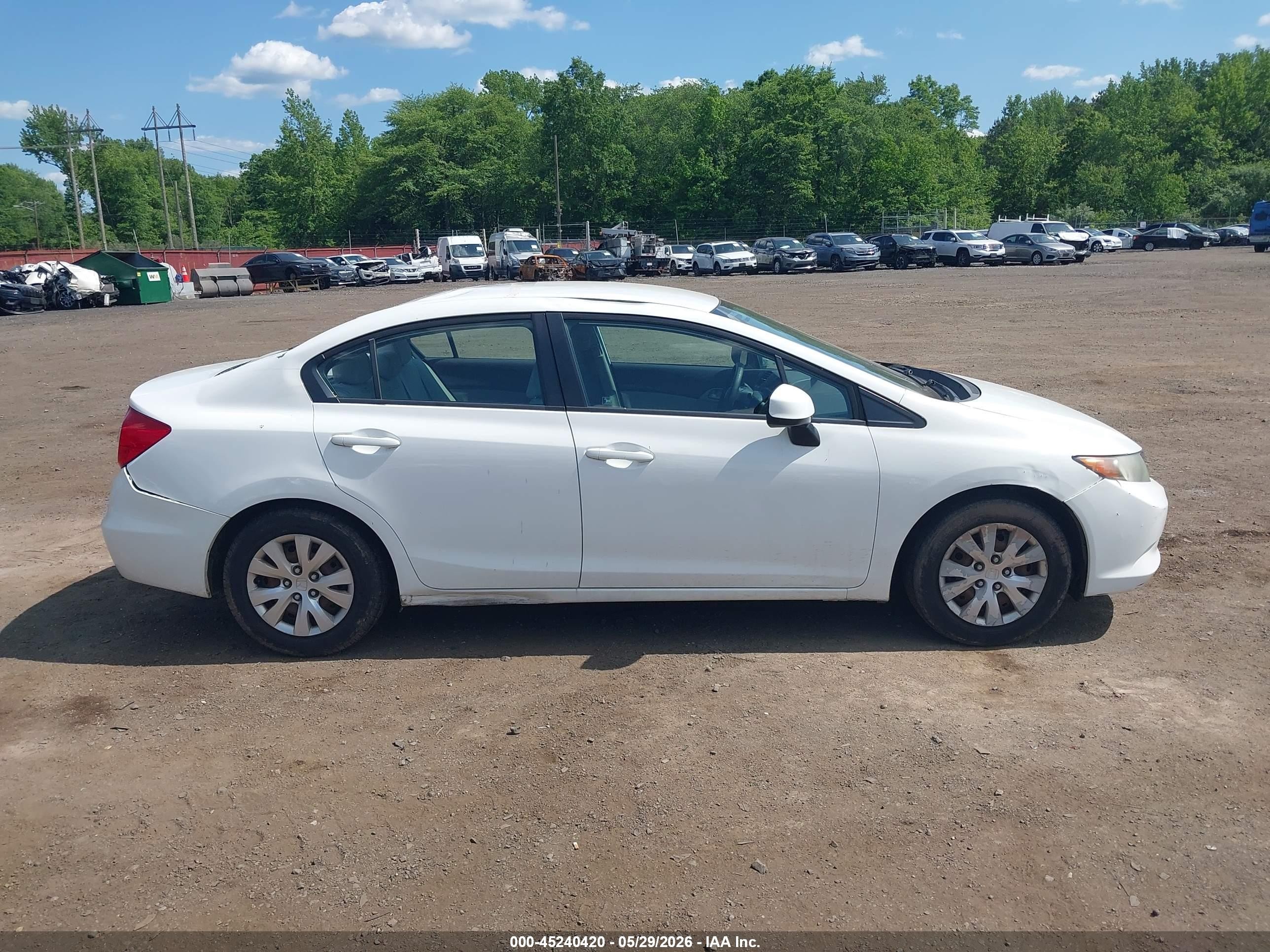 2012 Honda Civic Lx White vin: 19XFB2F52CE344573