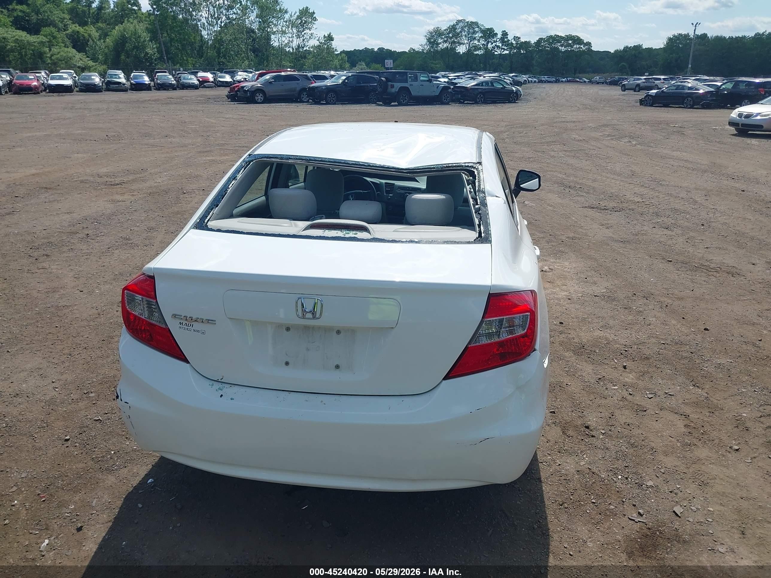 2012 Honda Civic Lx White vin: 19XFB2F52CE344573