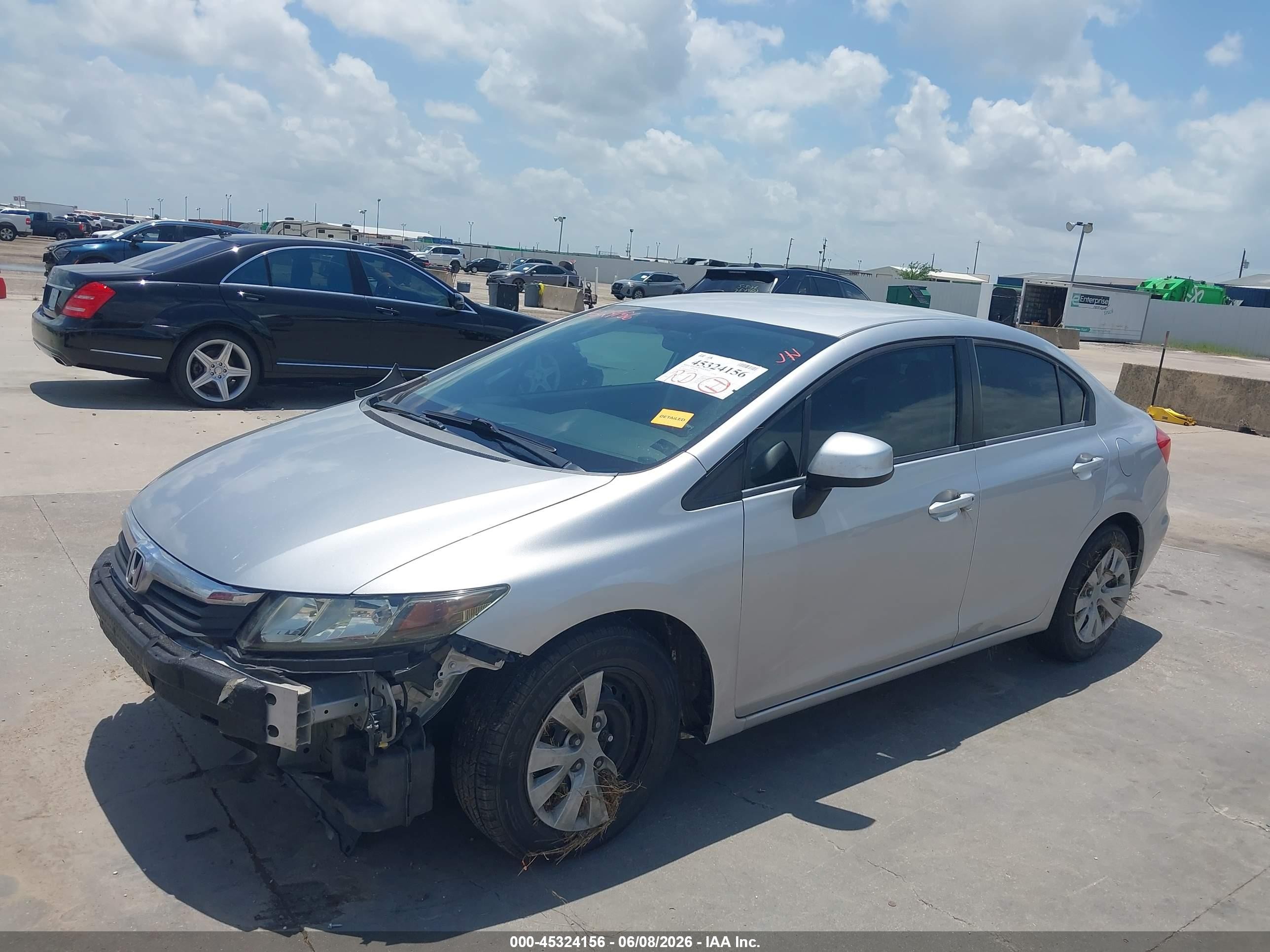 2012 Honda Civic Lx Silver vin: 19XFB2F52CE373376